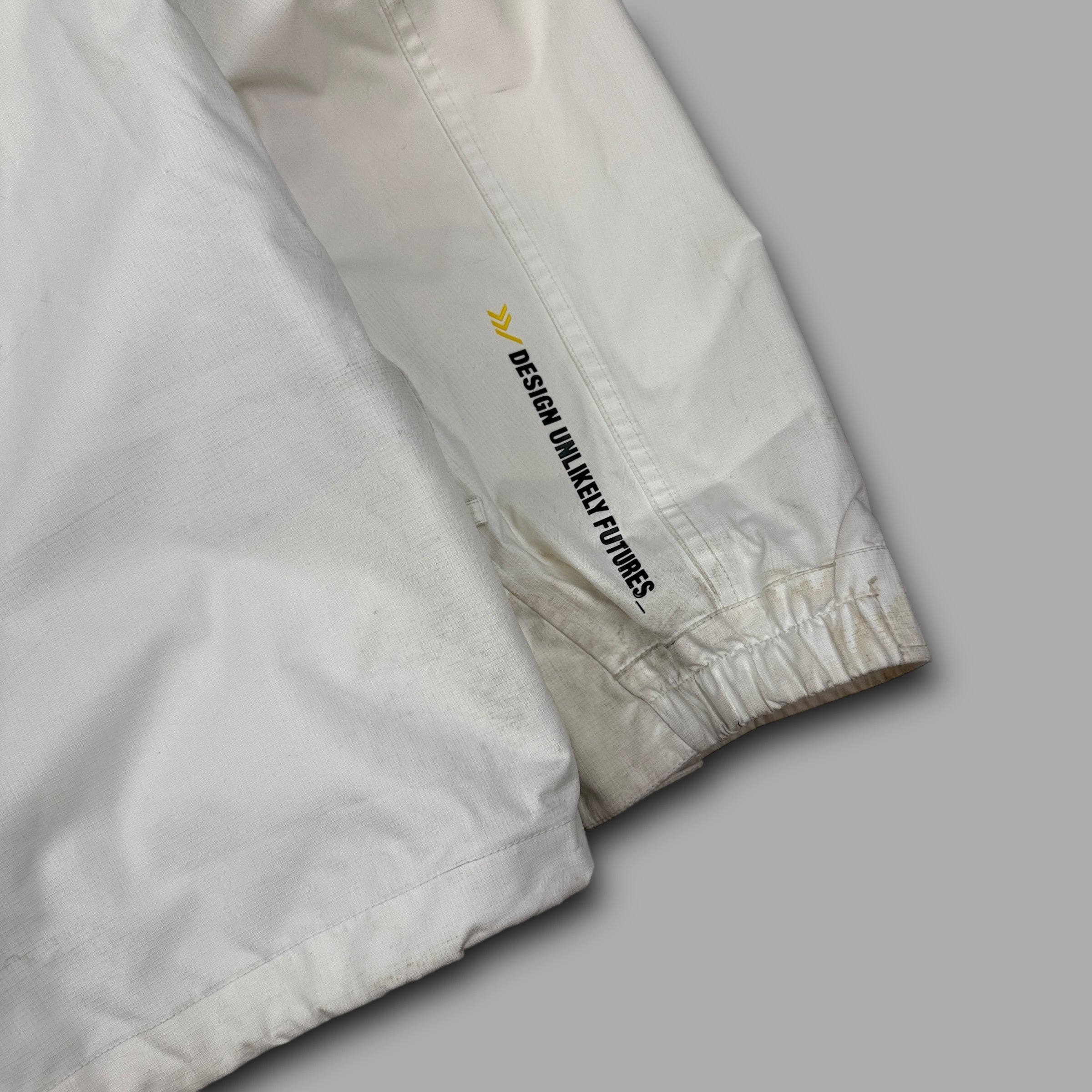 Burton analog 2000's technical multi-pocket softshell ski jacket (M)