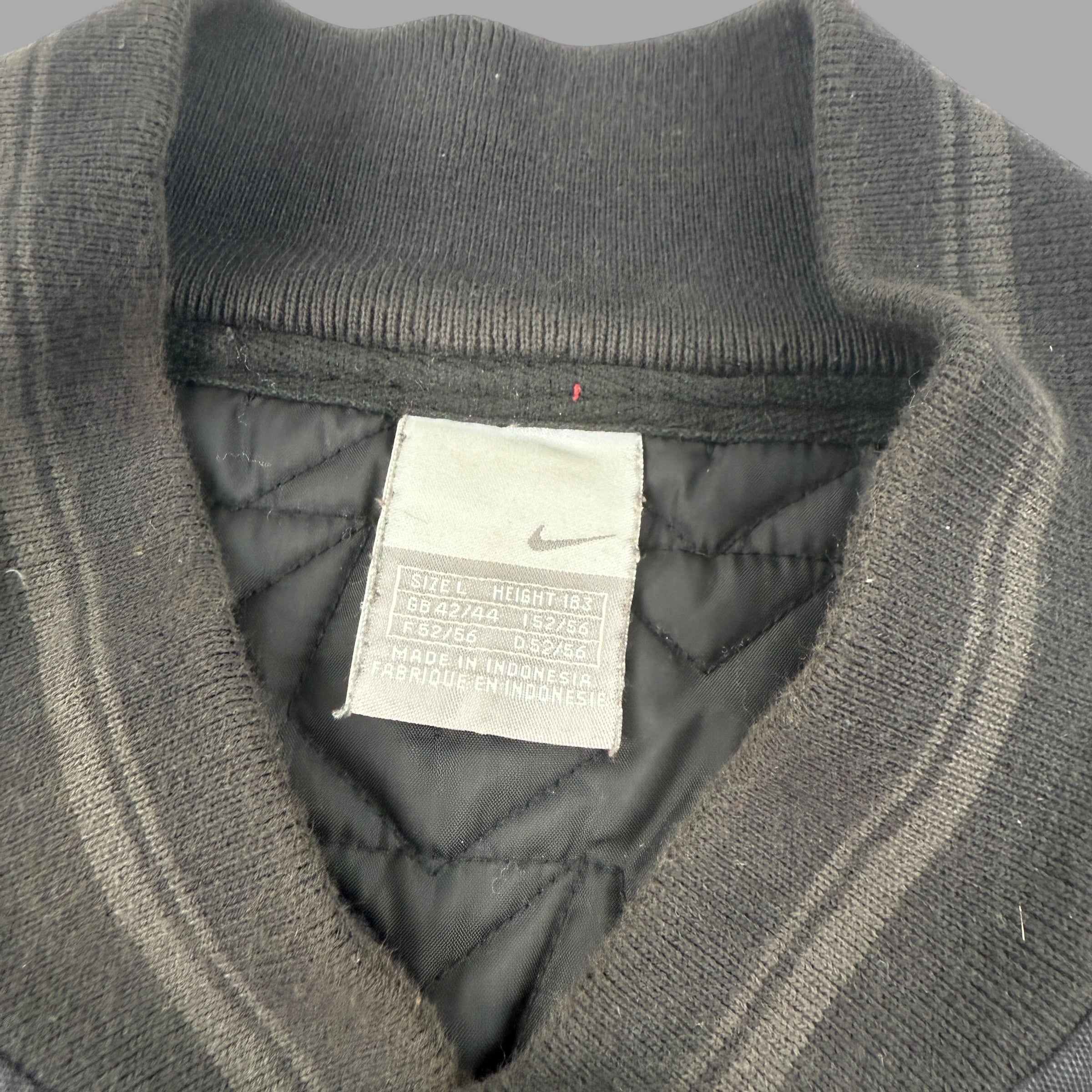 Nike airmax 2000's technical button-up bomber jacket (L)