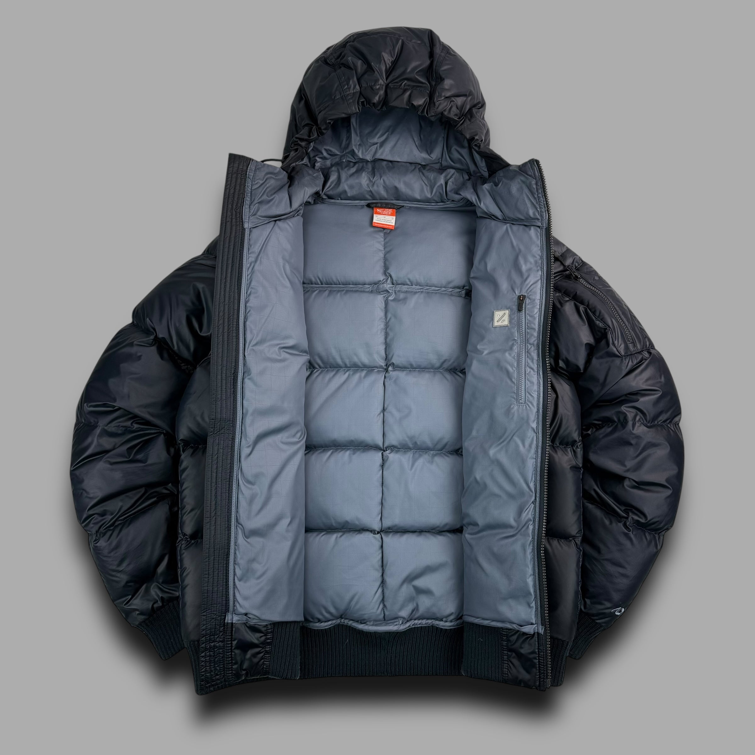 Nike 2000's square stitch 550 downfilled puffer jacket (M)