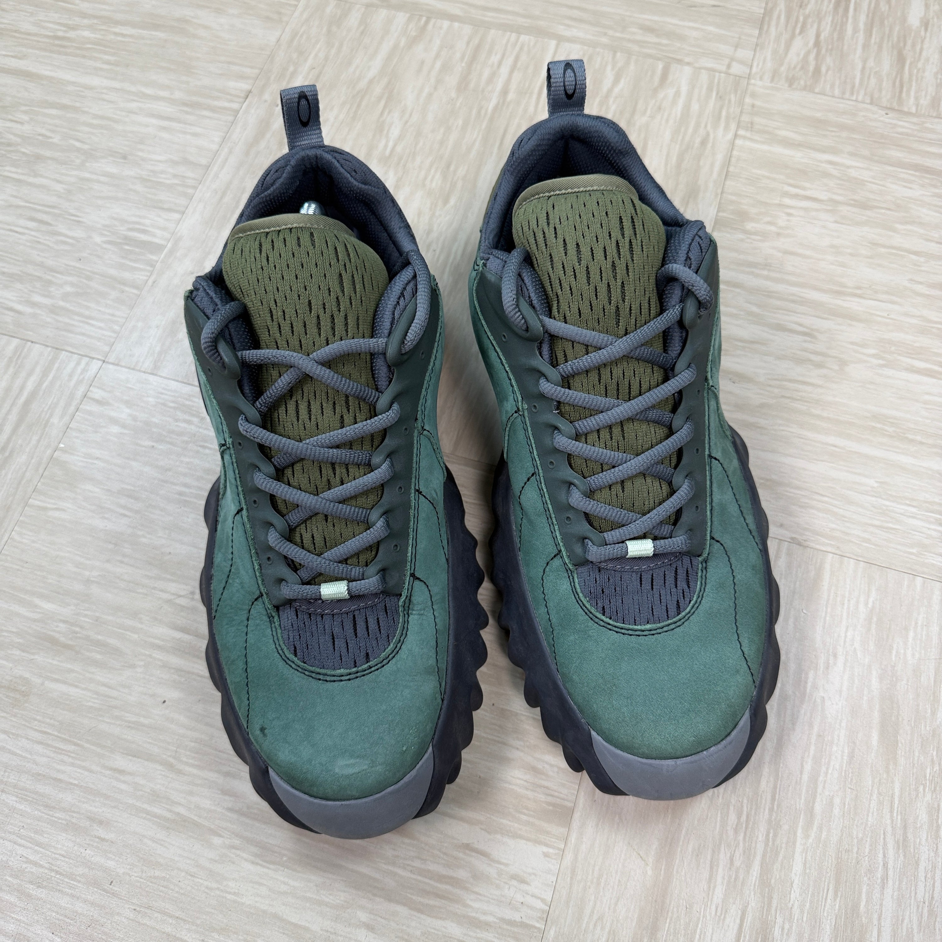 Oakley factory team nubuck chopsaw (UK8)