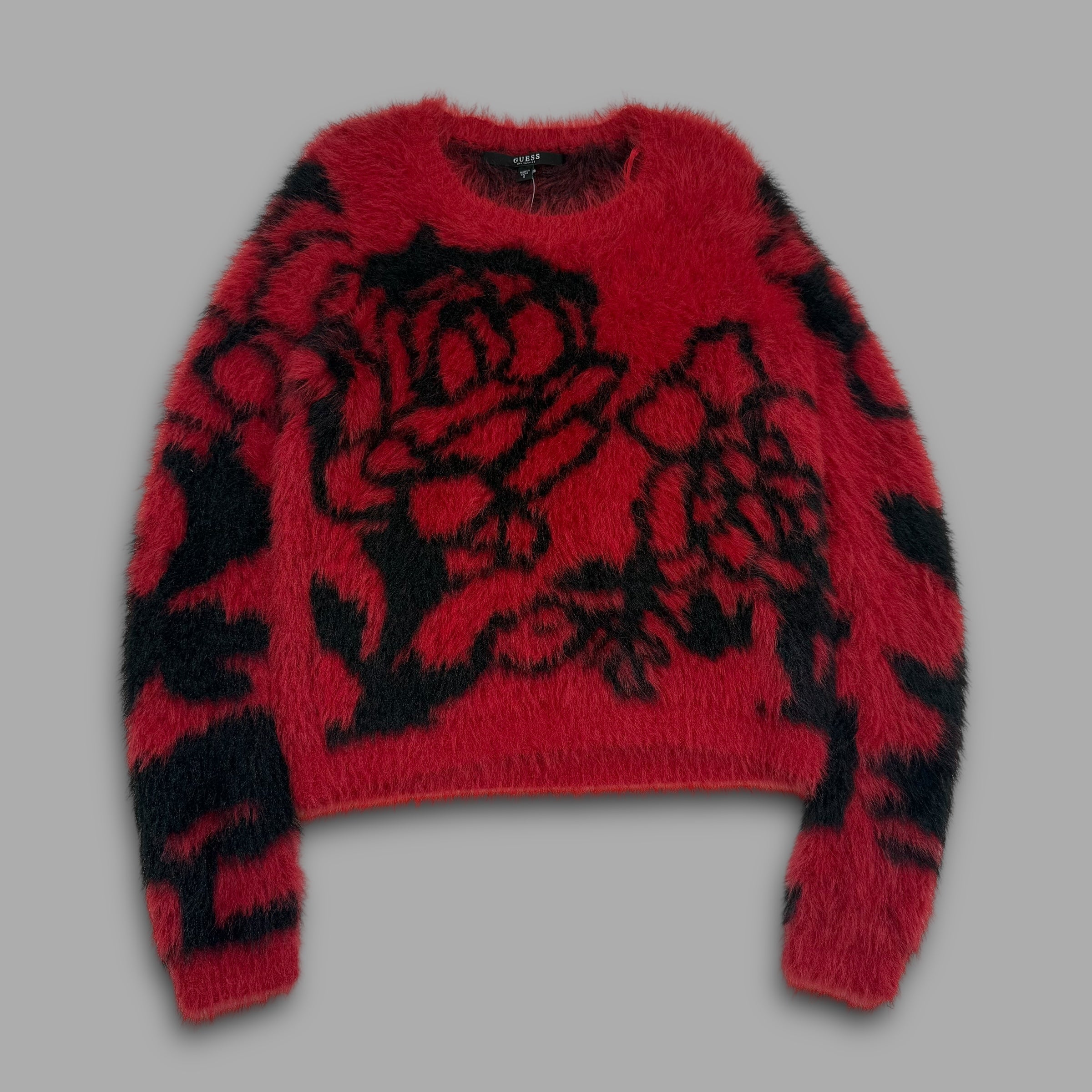 Guess 2000's pullover fluffy sweatshirt (S)