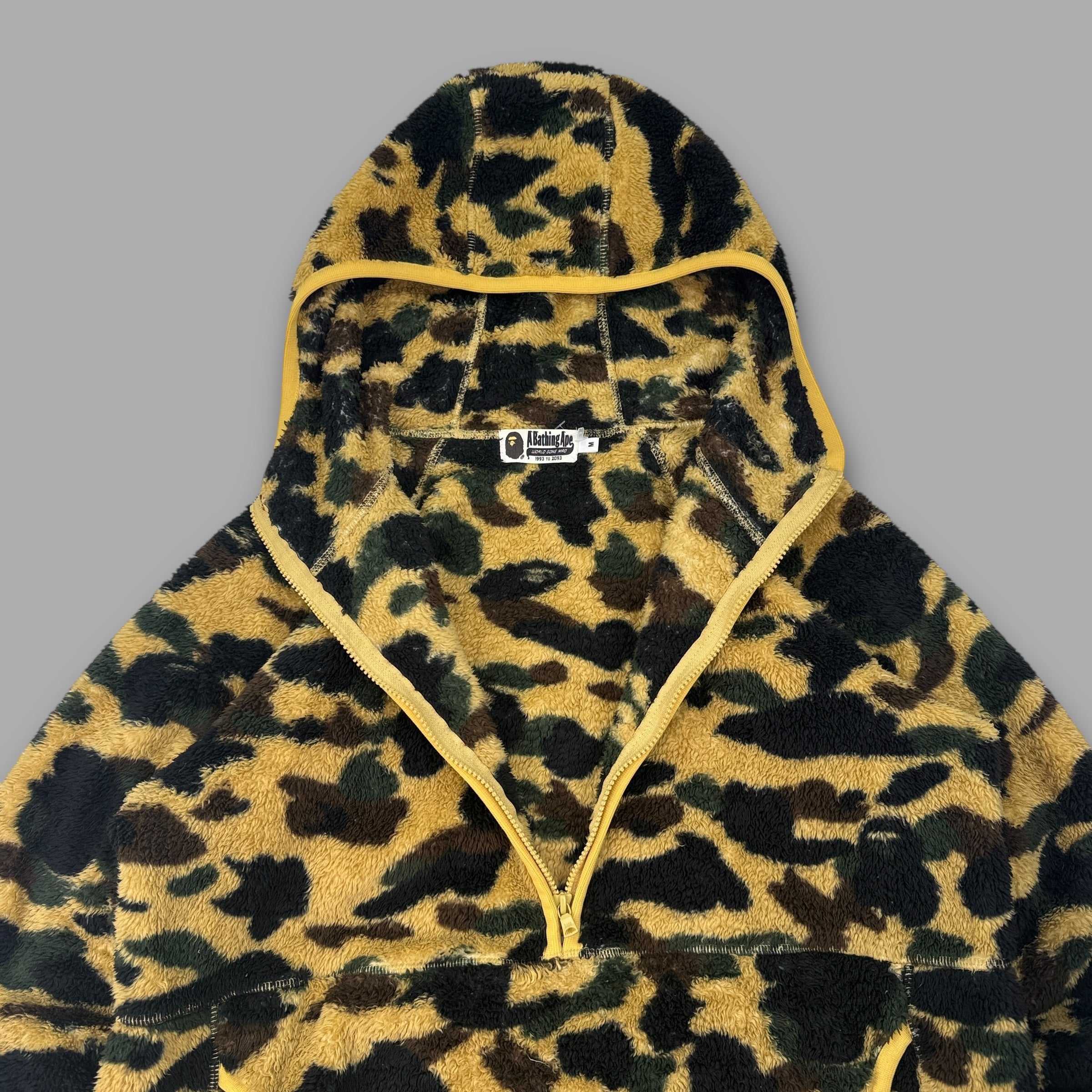 Bape 2000's half zip pullover monogram camo fleece jacket (M)