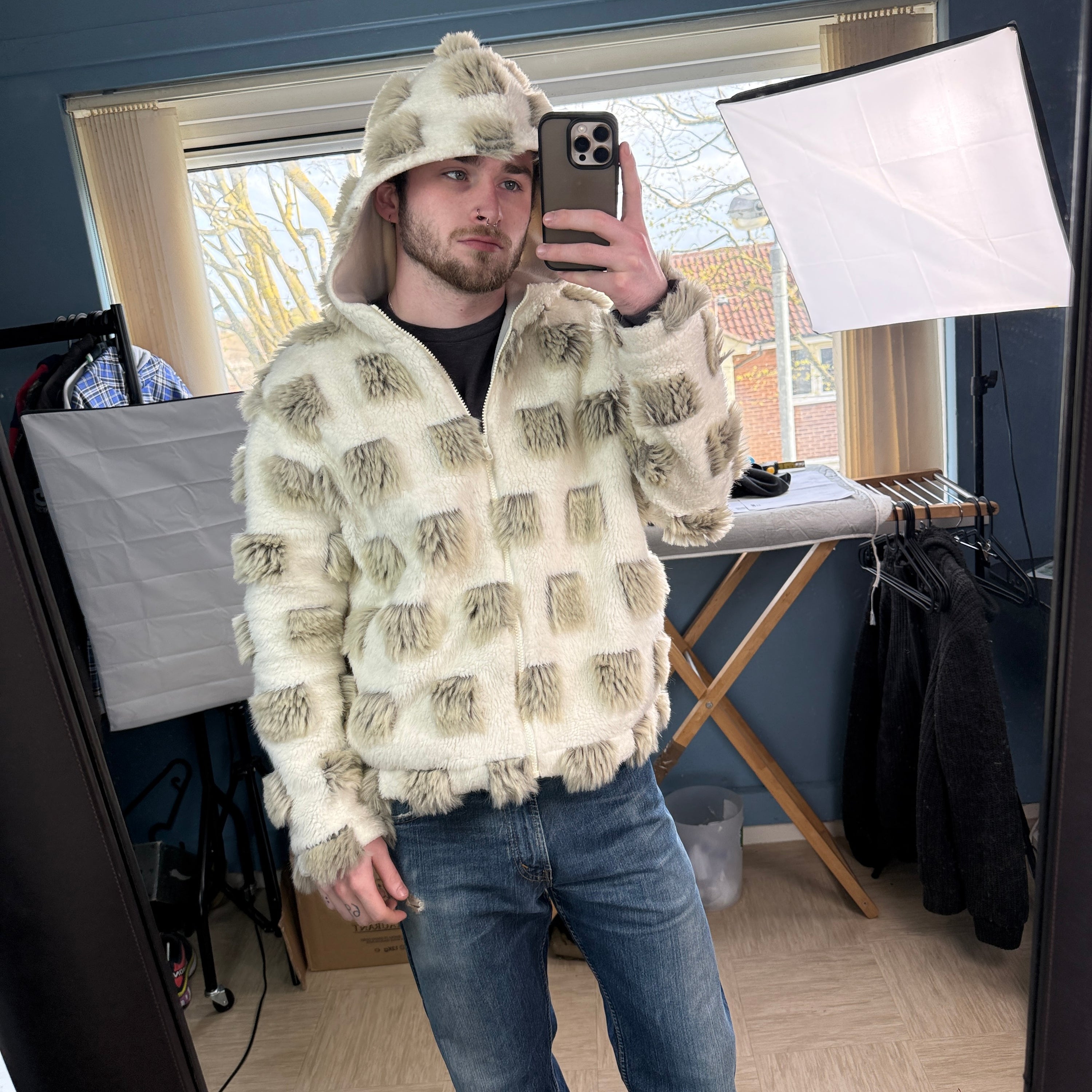 Tog24 2000's faux fur block yeti jacket (M)