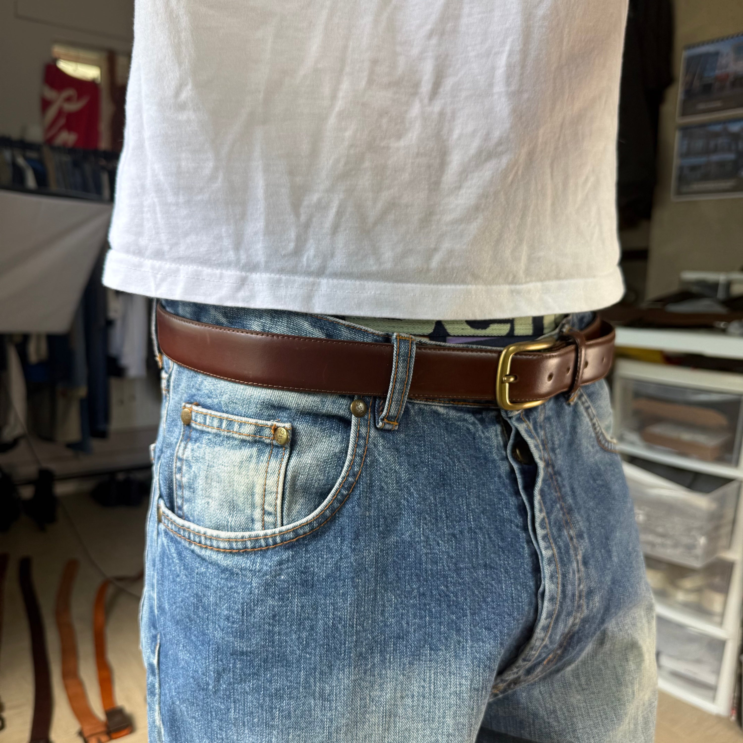 Reiss 2000's gold plated buckle brown leather belt (OS)