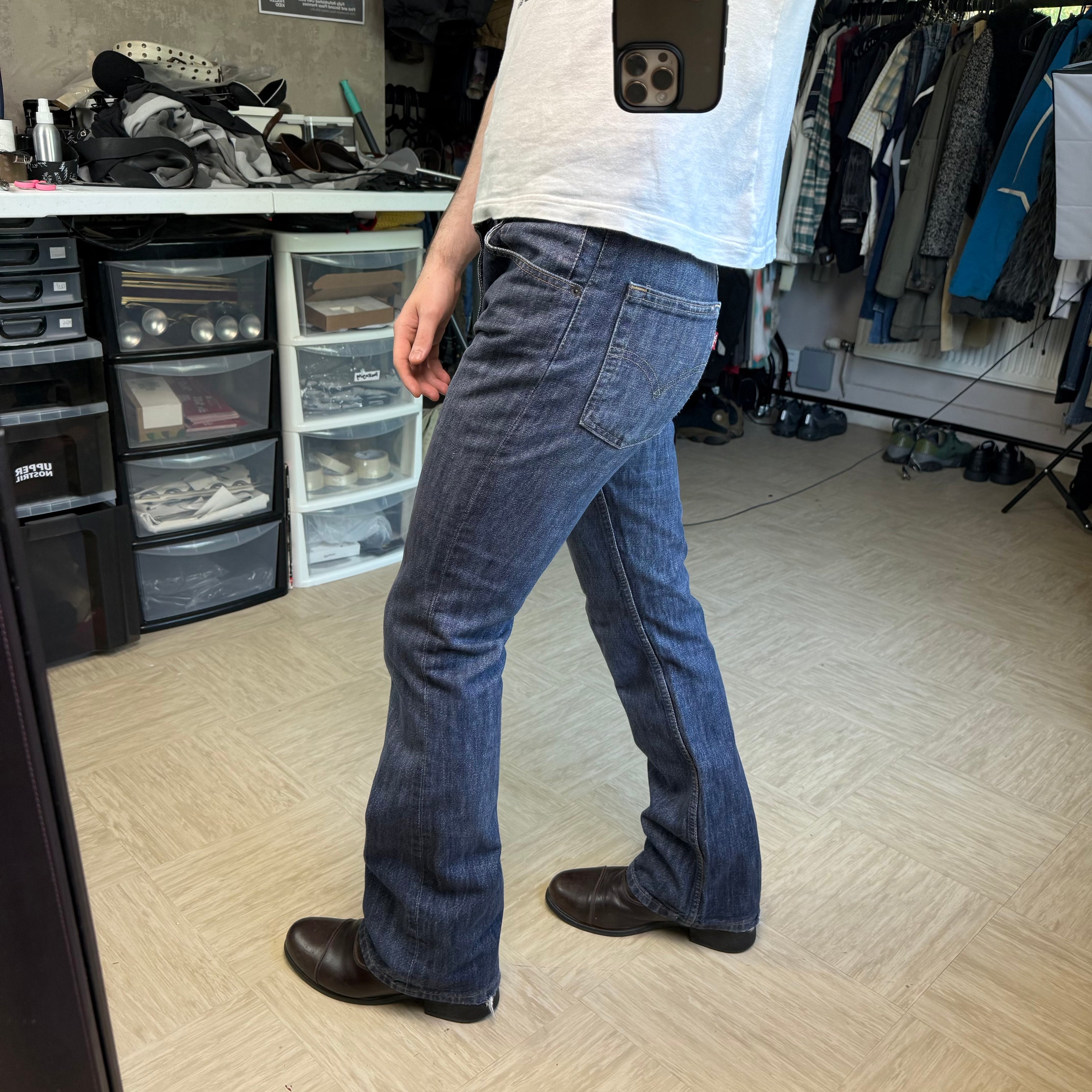 Levi's 525 2000's fitted denim flare jeans (S)