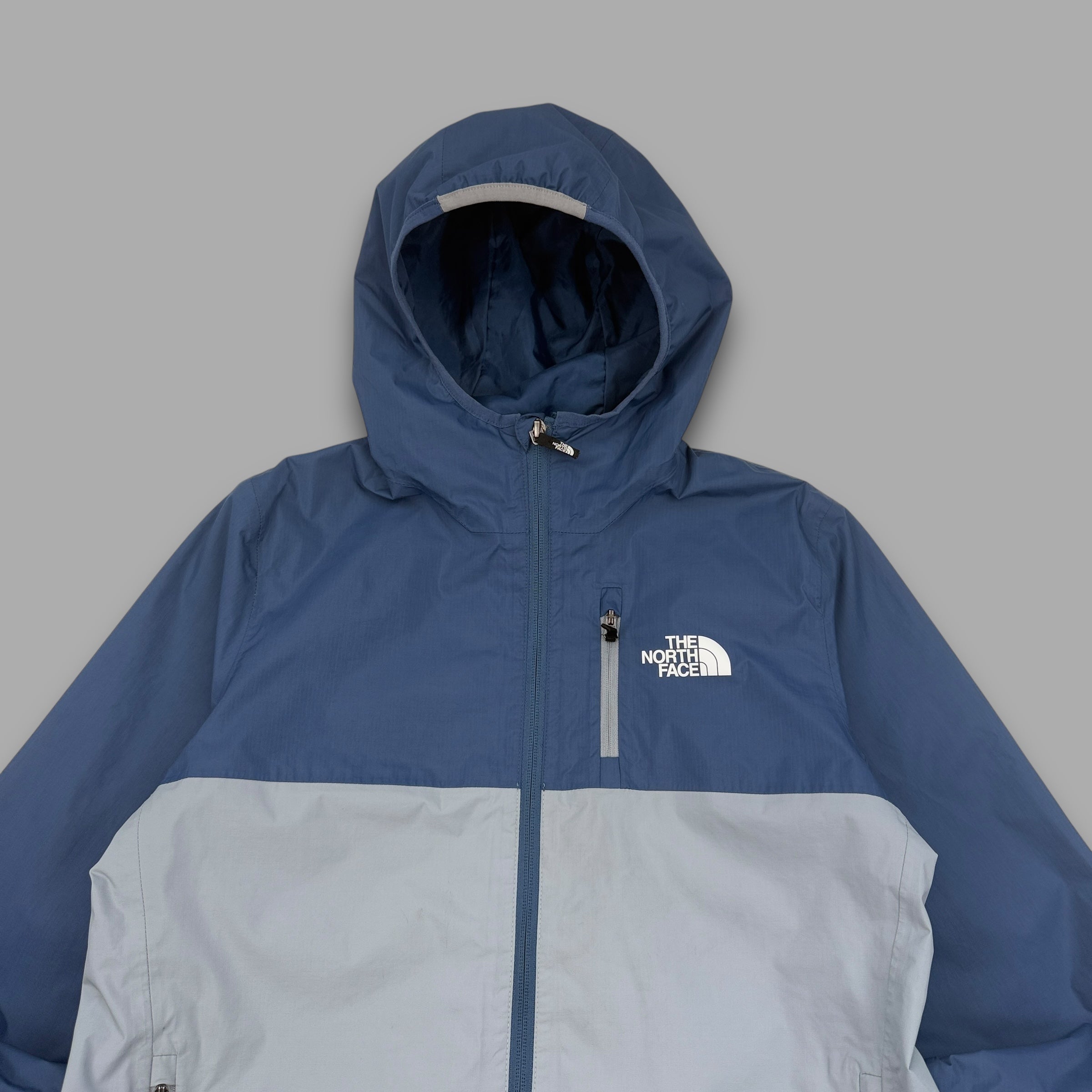The north face 2023 softshell windbreaker (S)