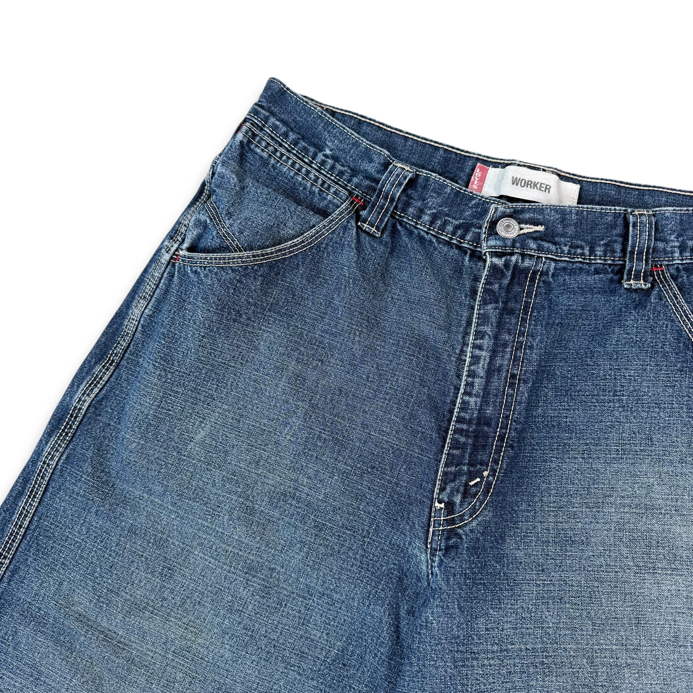 Levi's 2000's baggy denim contrast stitch worker shorts (M)