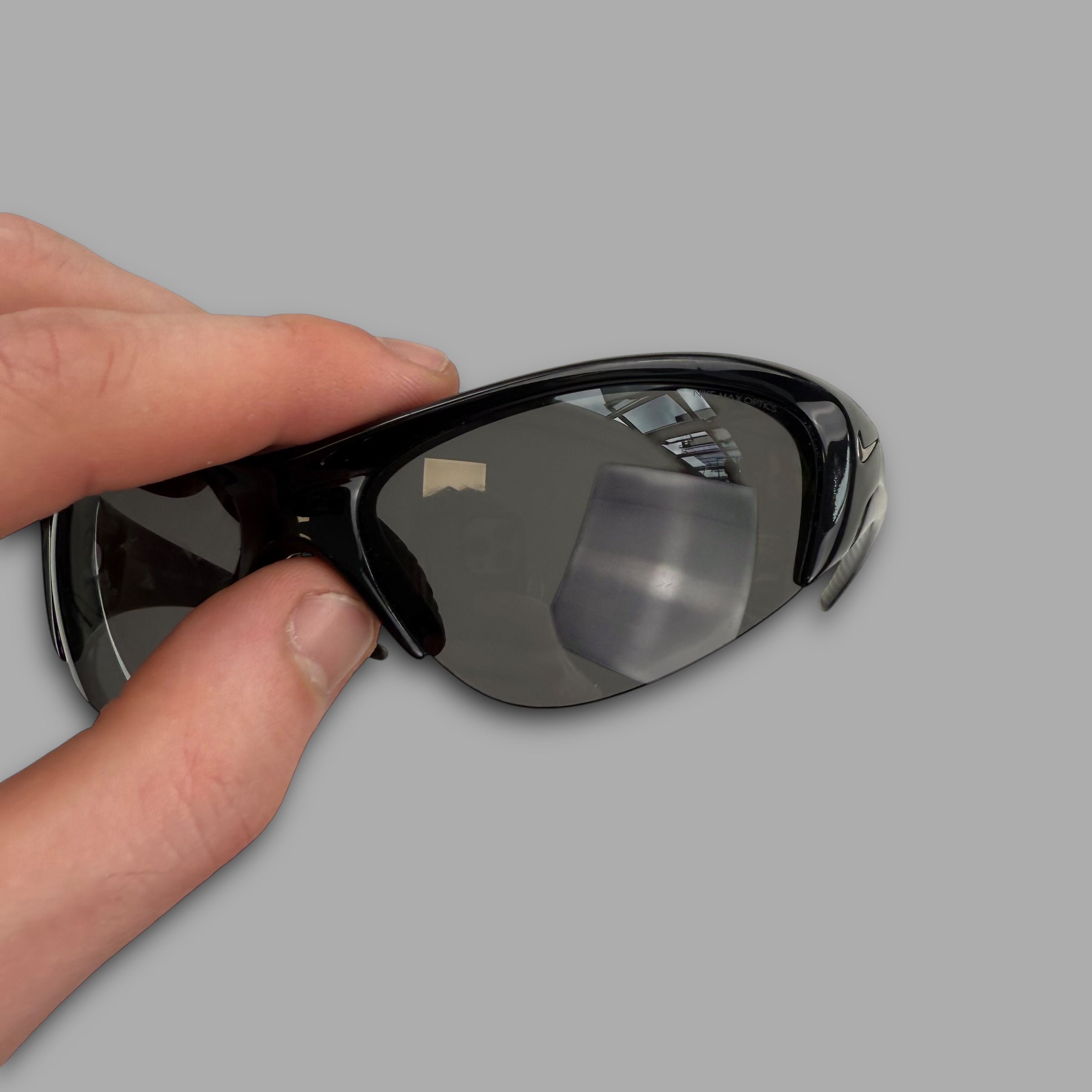 Nike 2000's undermine wrap around sunglasses (OS)