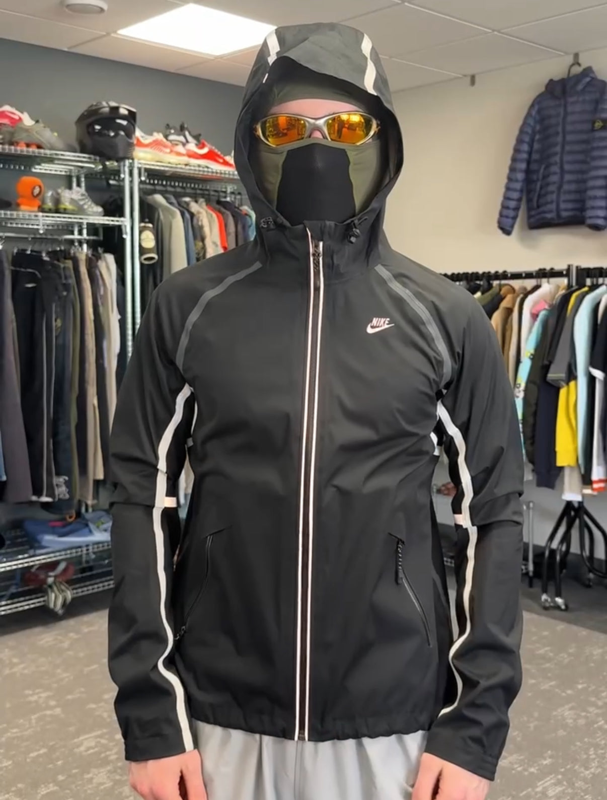 Nike 2000's technical softshell taped seams reflective jacket (XS)