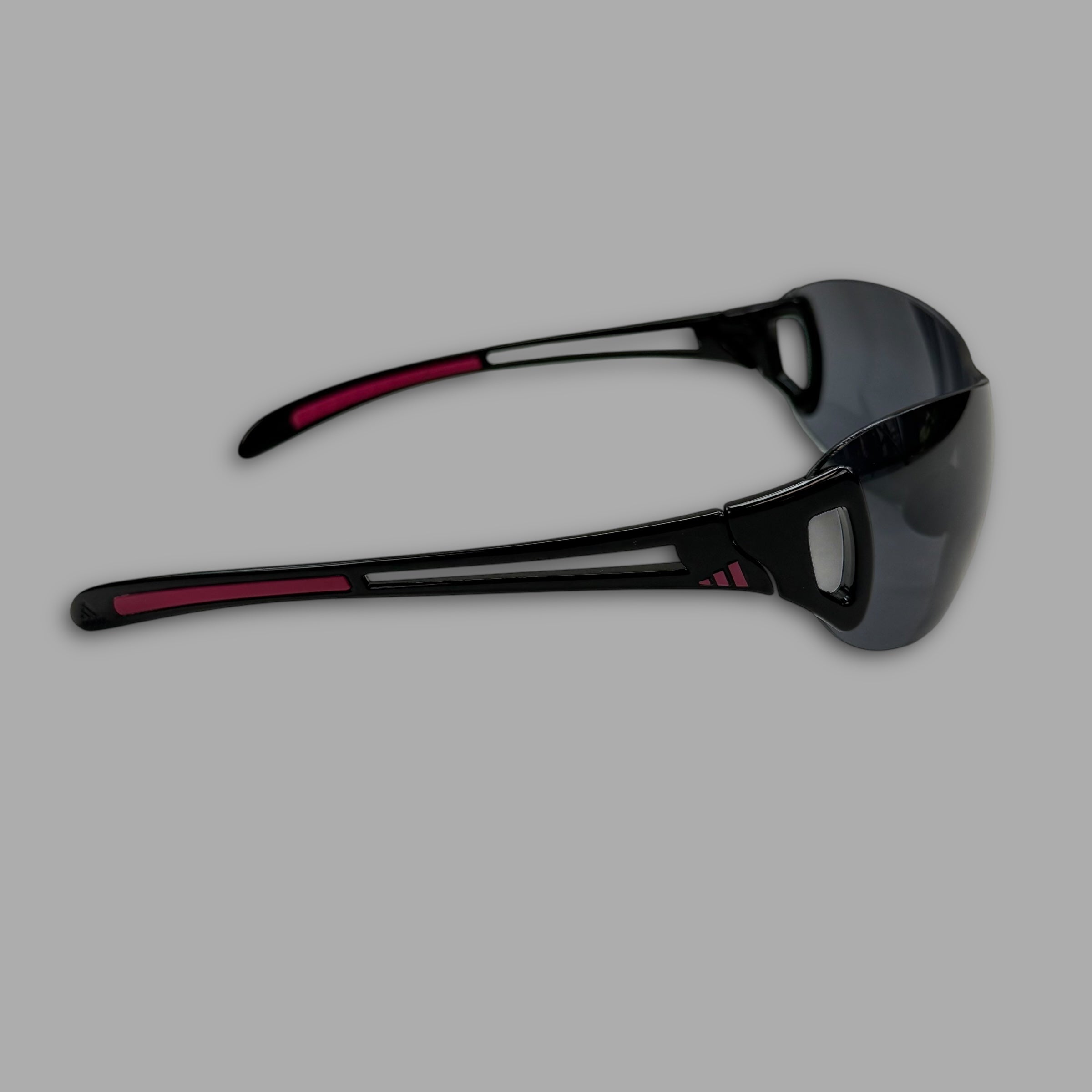 Adidas 2000's adilibria shield sunglasses (OS)