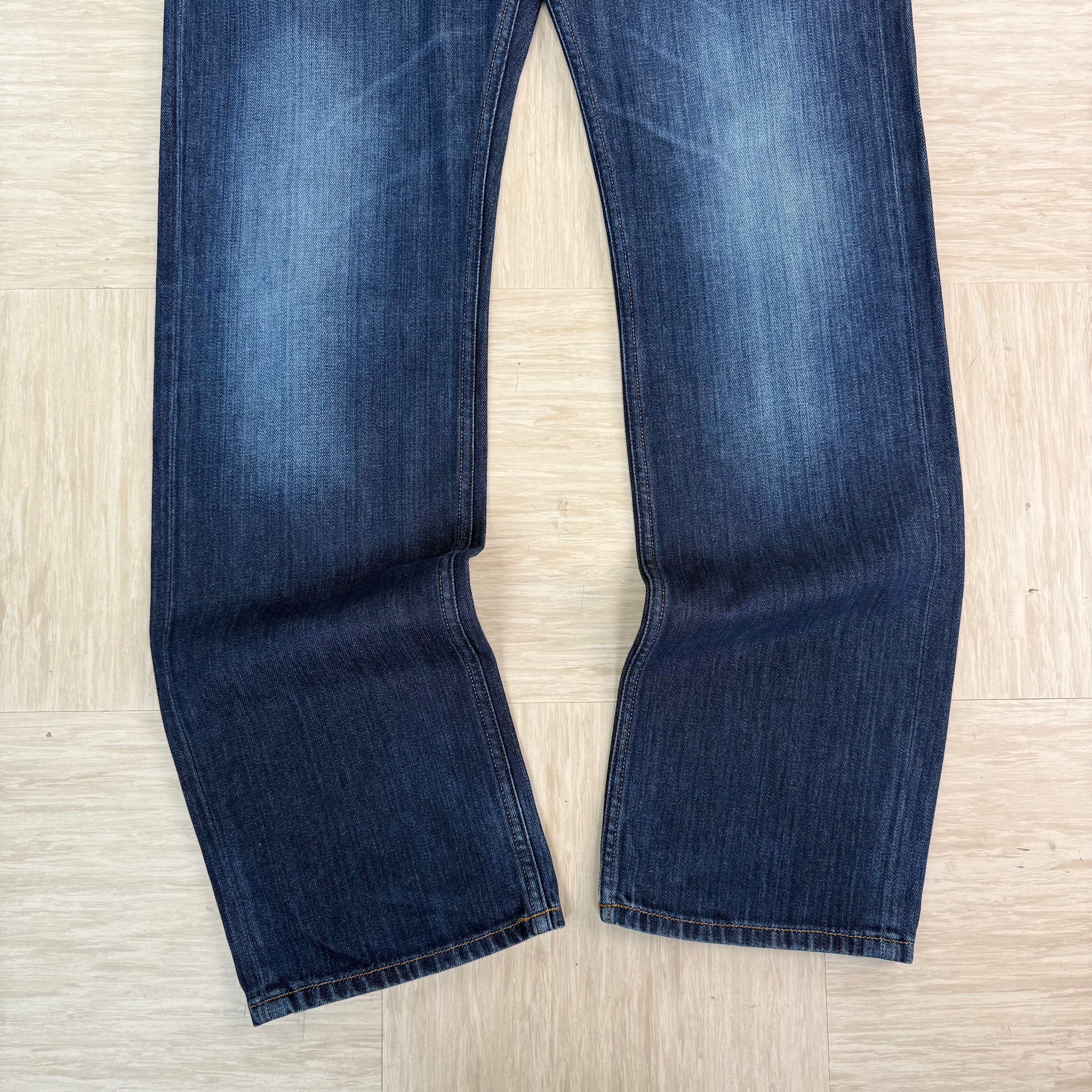 Diesel 2000's larkee dark denim relaxed straight fit (M-L)