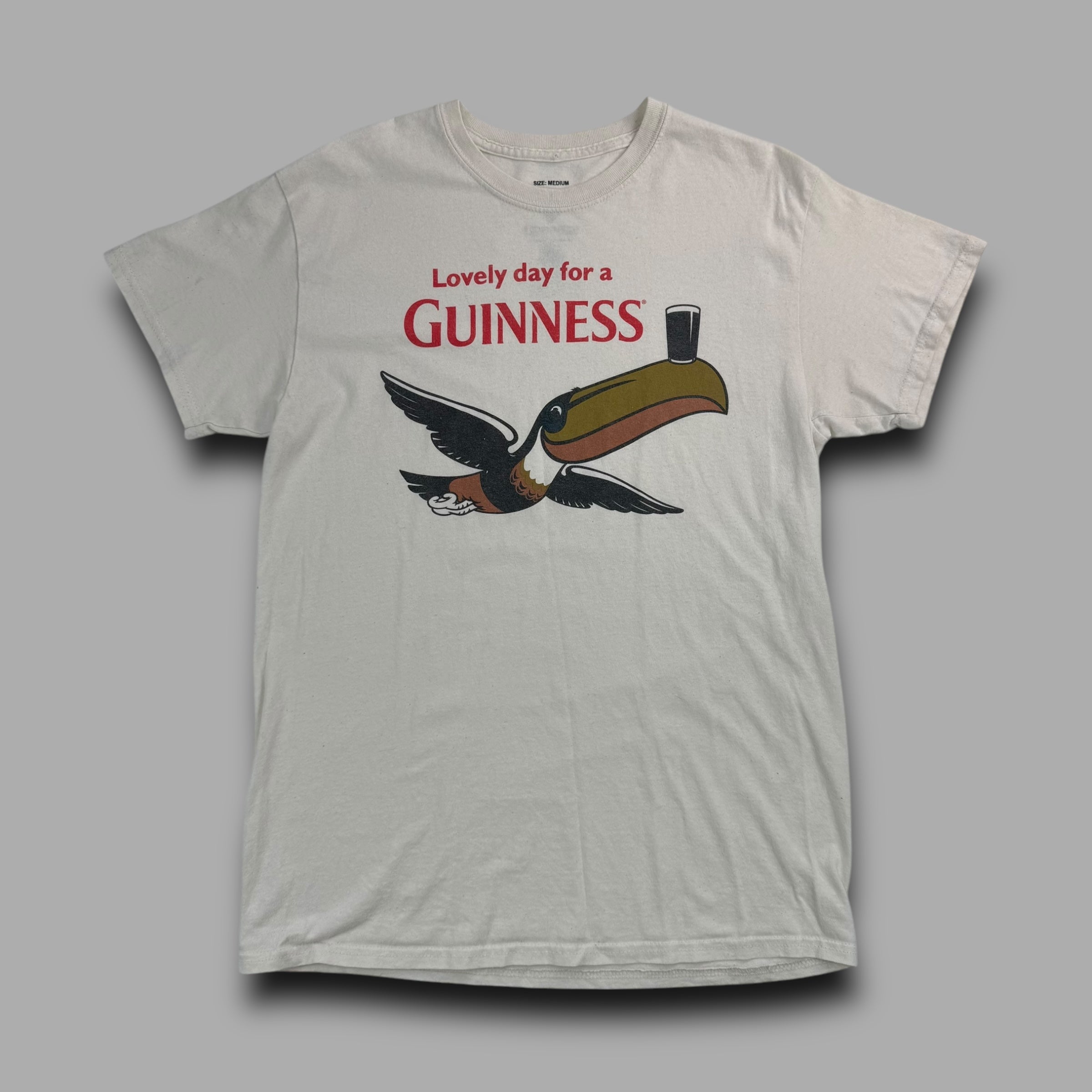 Guinness official 'lovely day for a Guinness' tee (M)