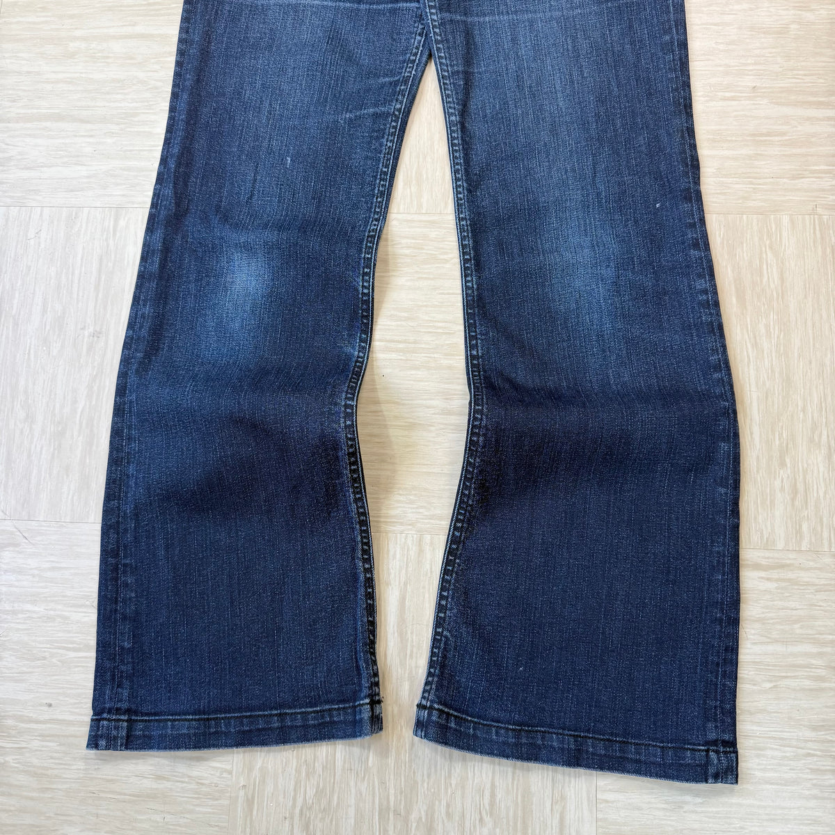 Diesel lambry 2000's relaxed fit denim bootcut jeans (S)