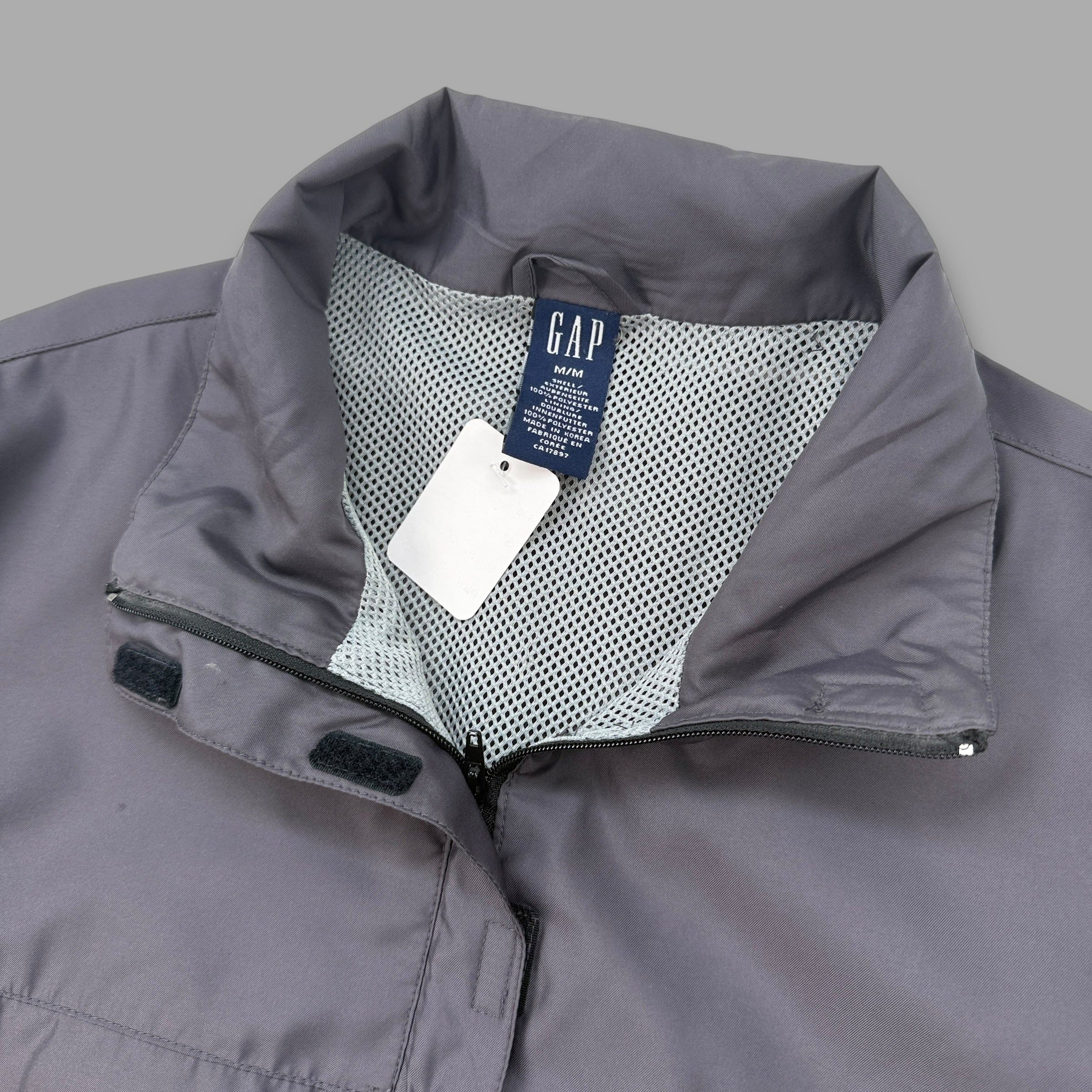Gap 2000's technical pullover nylon windbreaker (M)