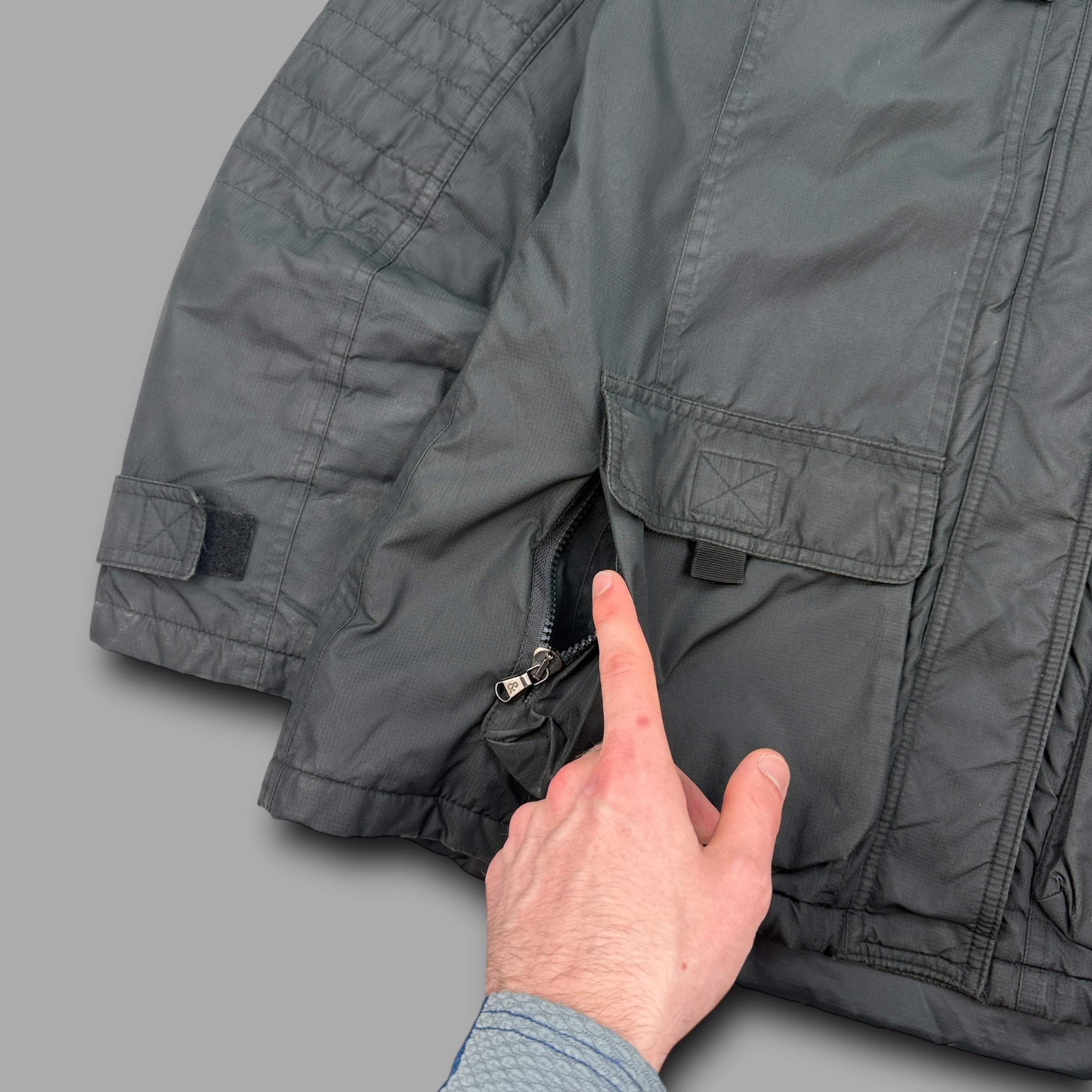 Dolce and gabanna 2000's technical multi-pocket nylon parka jacket (S-M)
