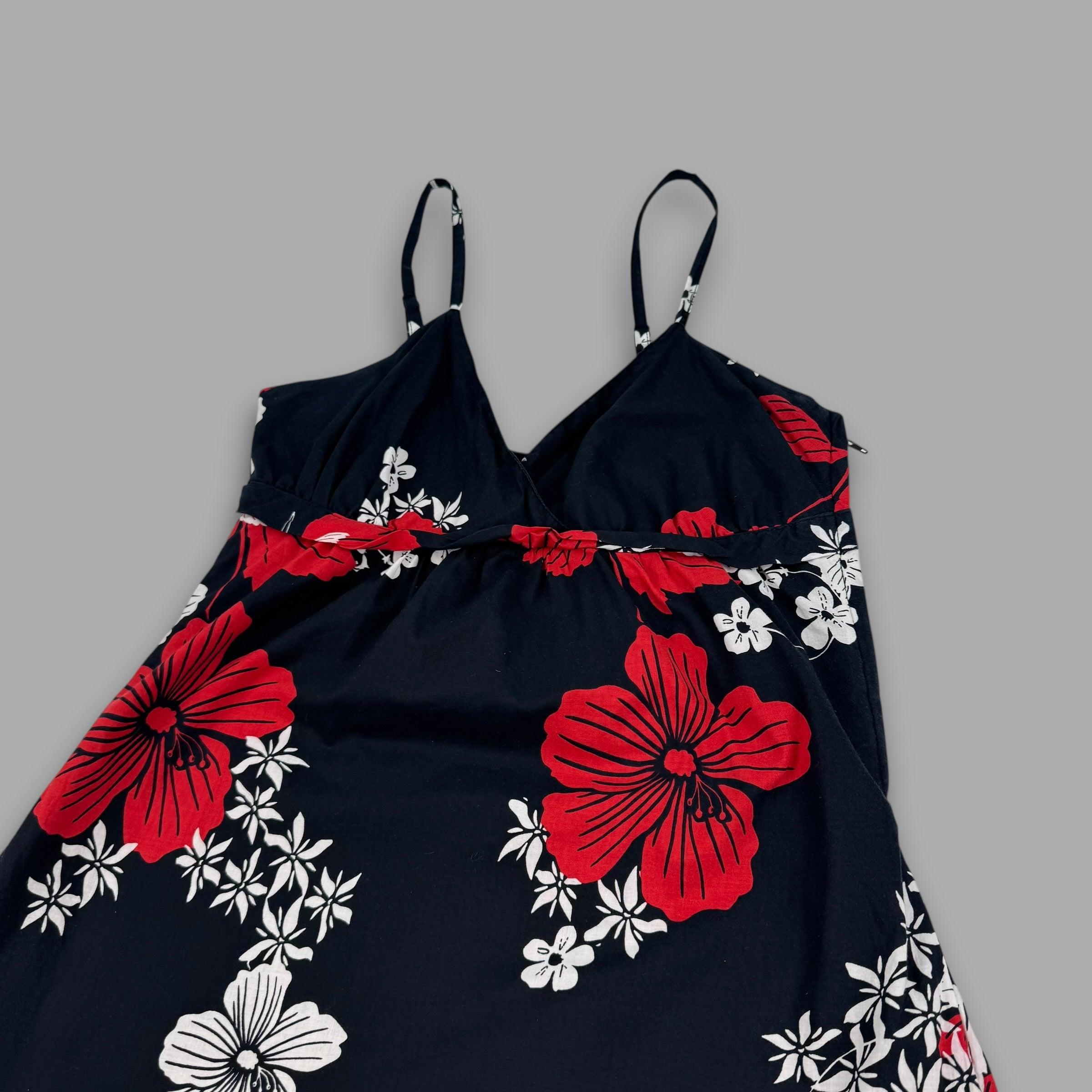 Roxy 2000's spaghetti strap v-neckline floral monogram mini dress (S) wms