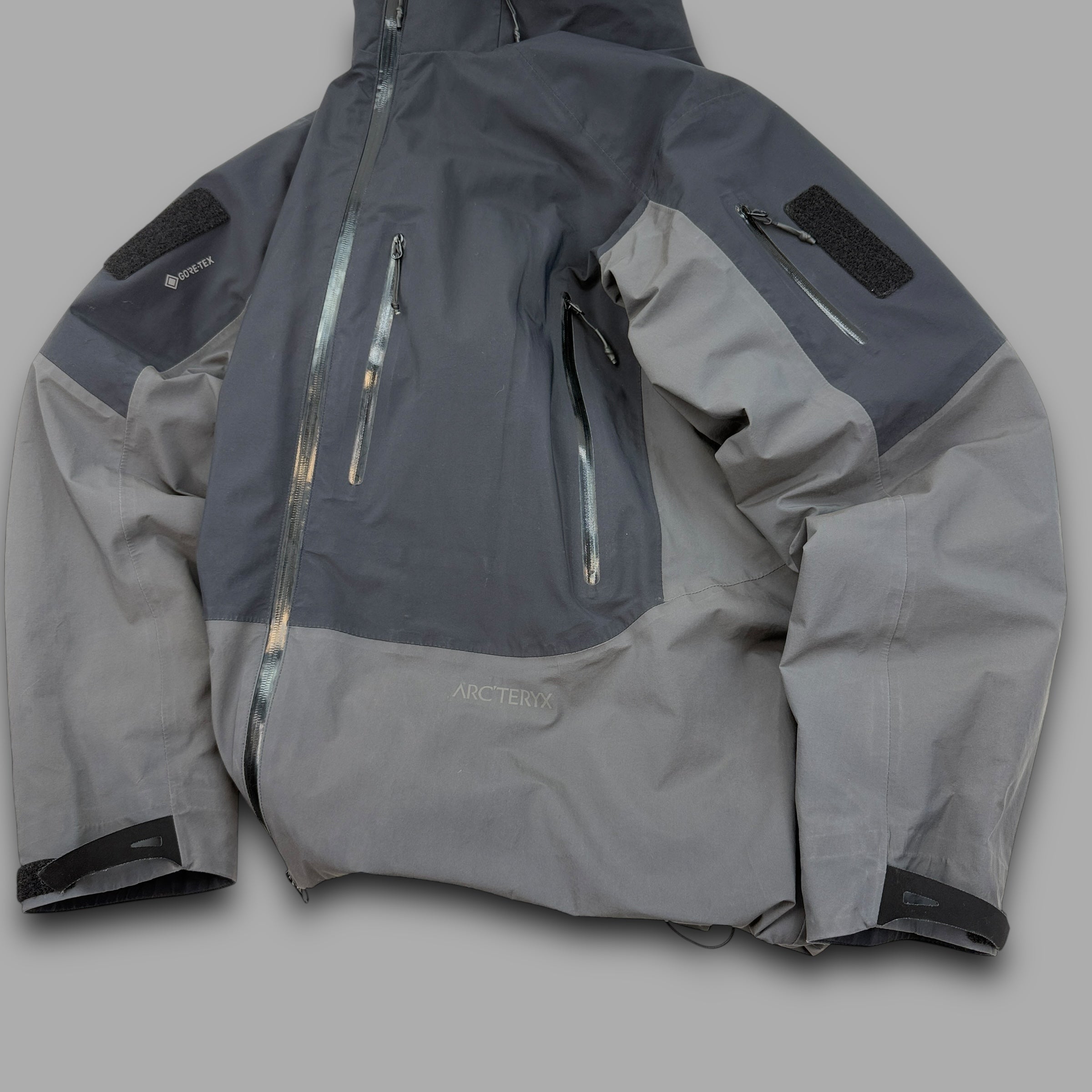 Arc'teryx 2021 technical gore-tex axis insulated shell jacket (XL)