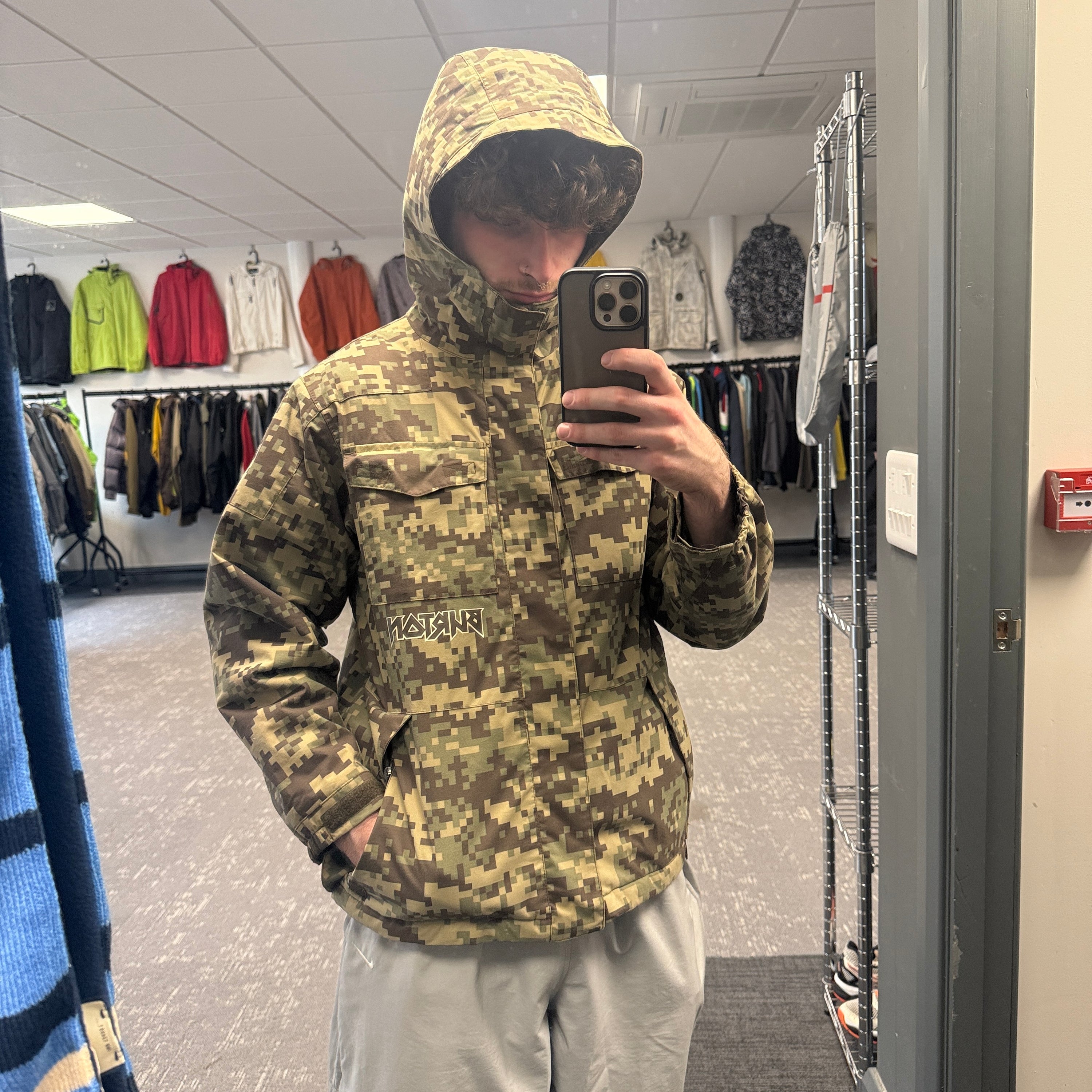 Burton 2000's technical multi-pocket camo ski jacket (S)