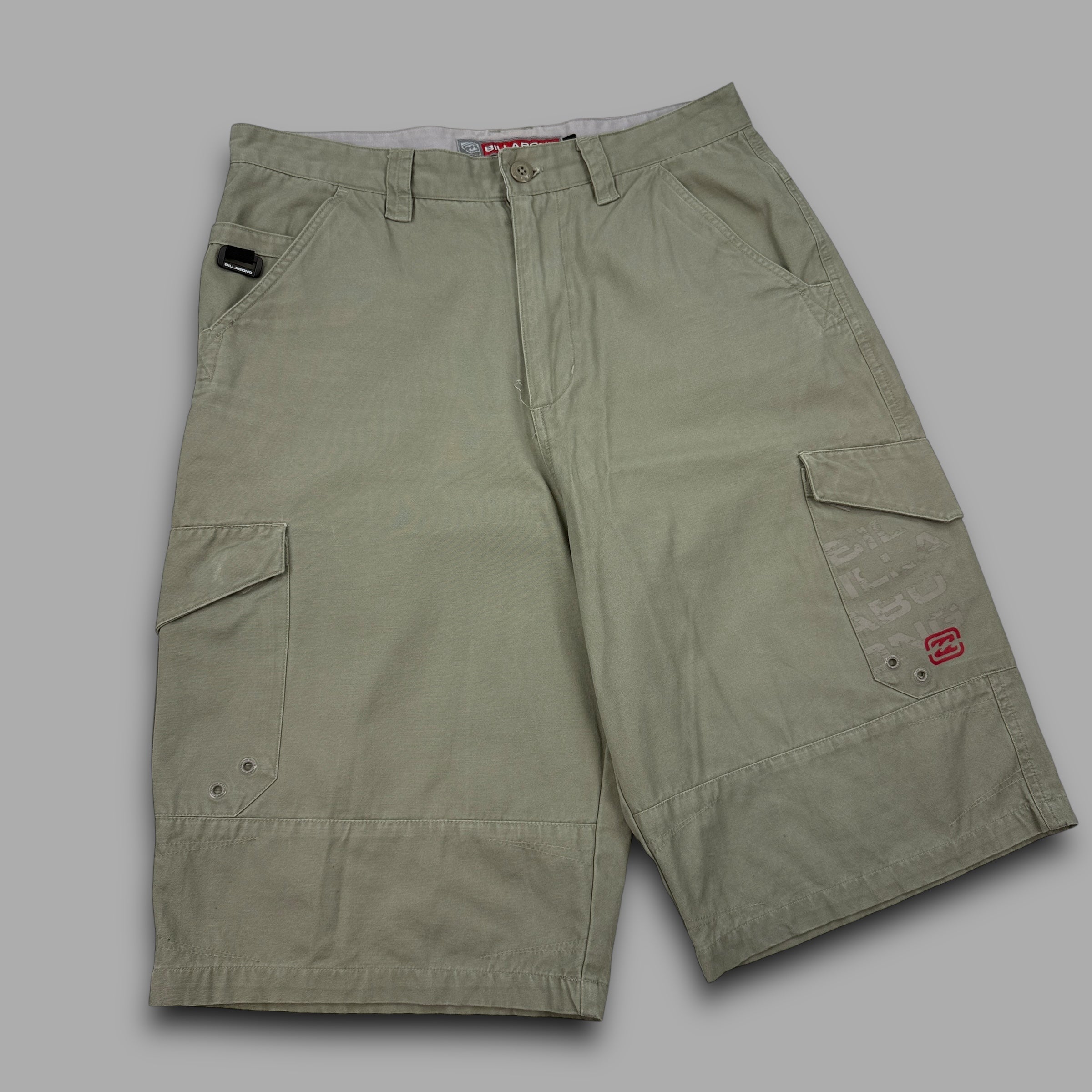 Billabong 2000's baggy wide leg spellout cargo shorts (M)