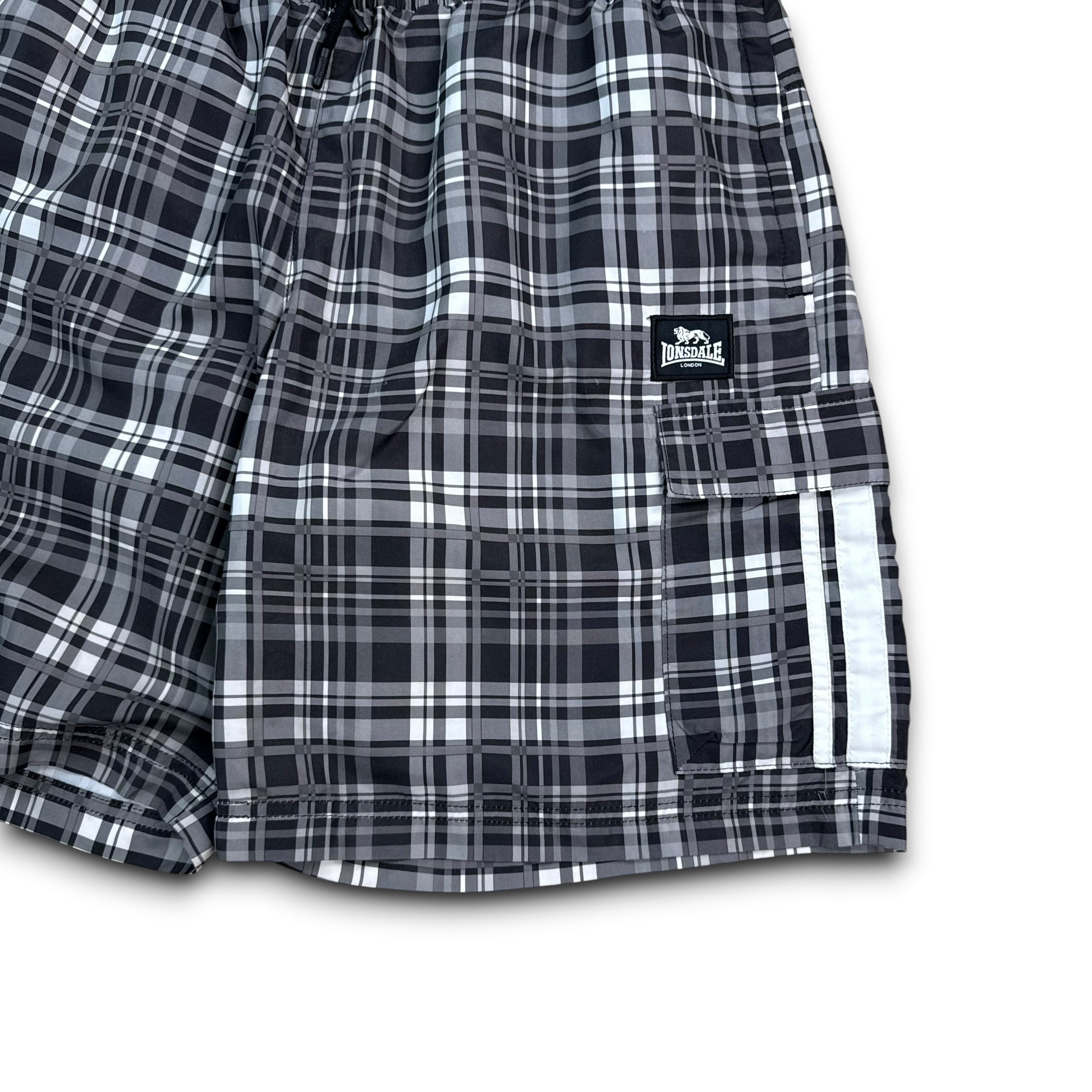 Lonsdale 2000's baggy plaid black swim shorts (M)