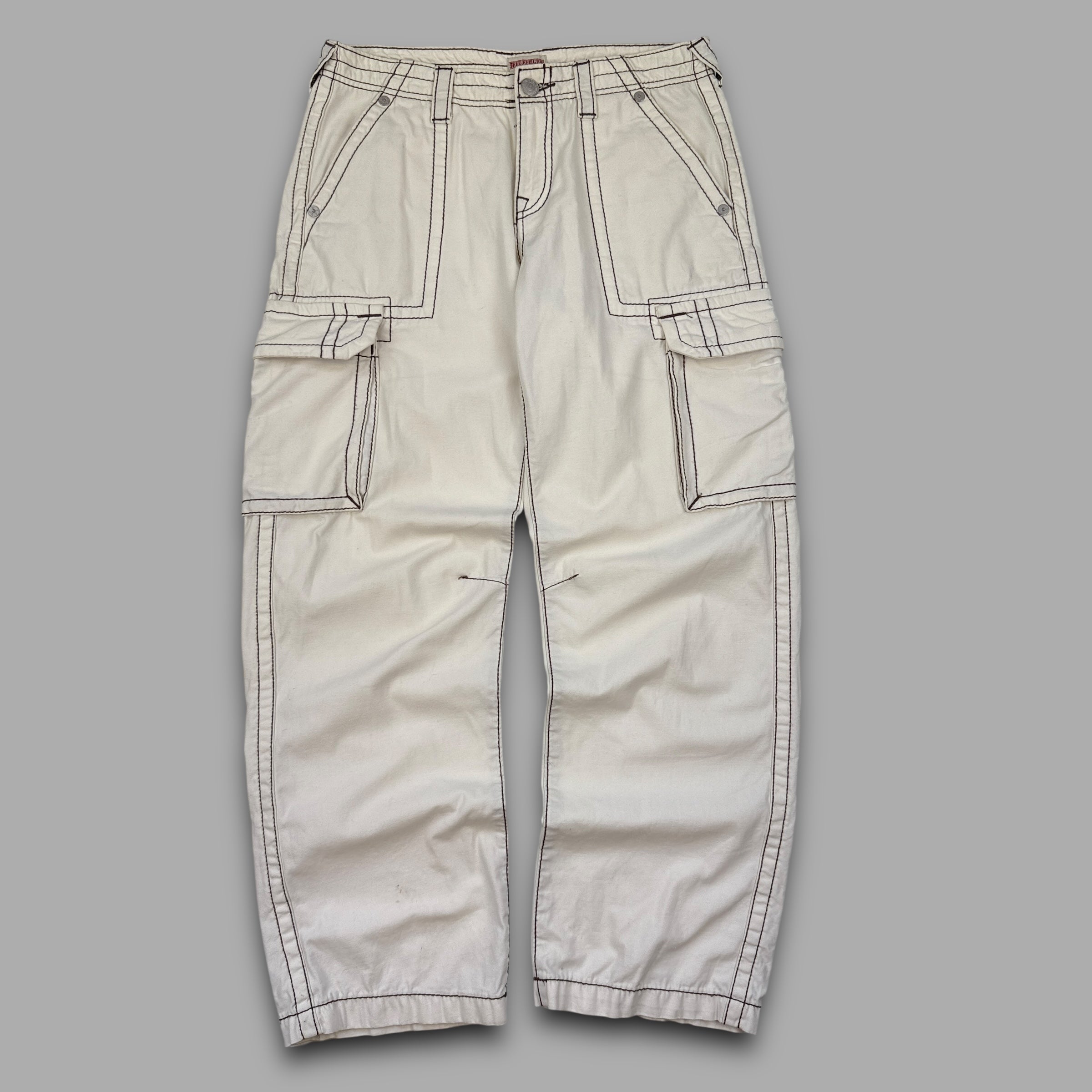 True religion 2000's straight leg contrast stitch jeans (S)
