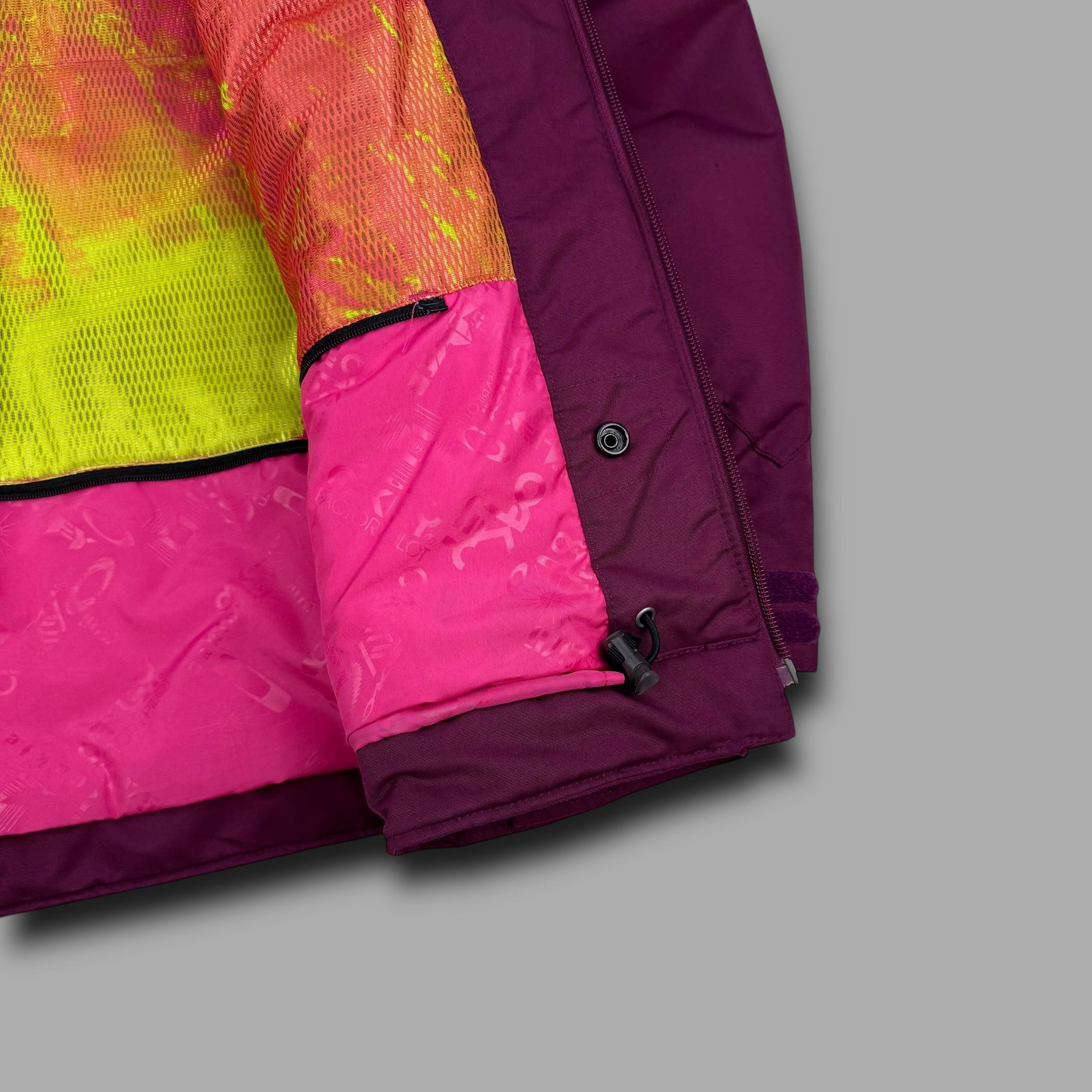 Oakley 2012 technical asymmetrical closure vented softshell ski jacket (M) wms