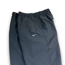 Load image into Gallery viewer, Nike 2000&#39;s cuffed mini swoosh baggy track bottoms (M)
