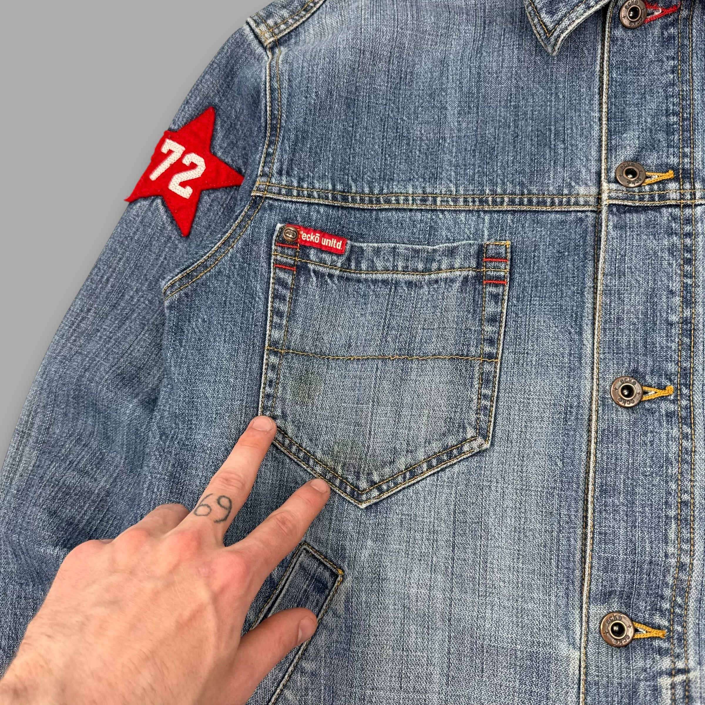 Ecko 2000's embroidered graphic denim jacket (M)