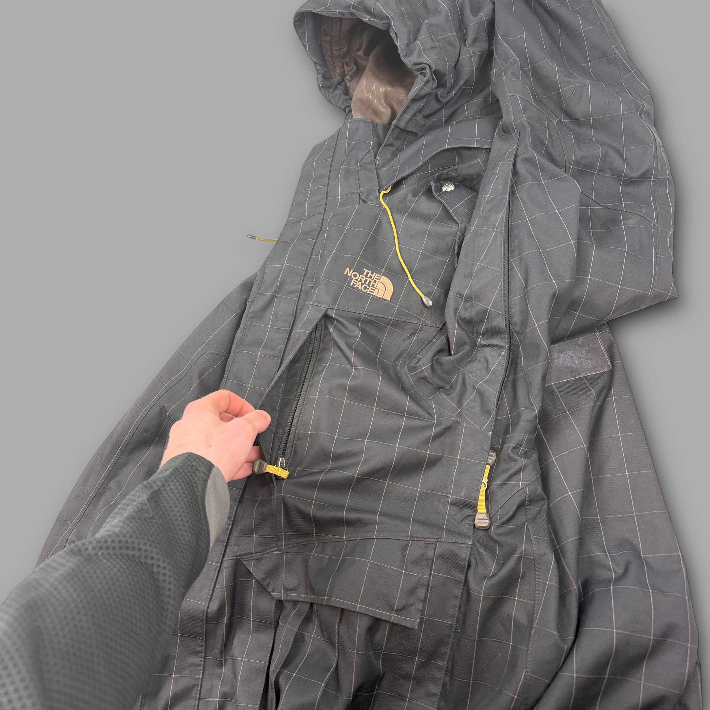 The north face 2008 cryptic series technical plaid softshell ski jacket (S)