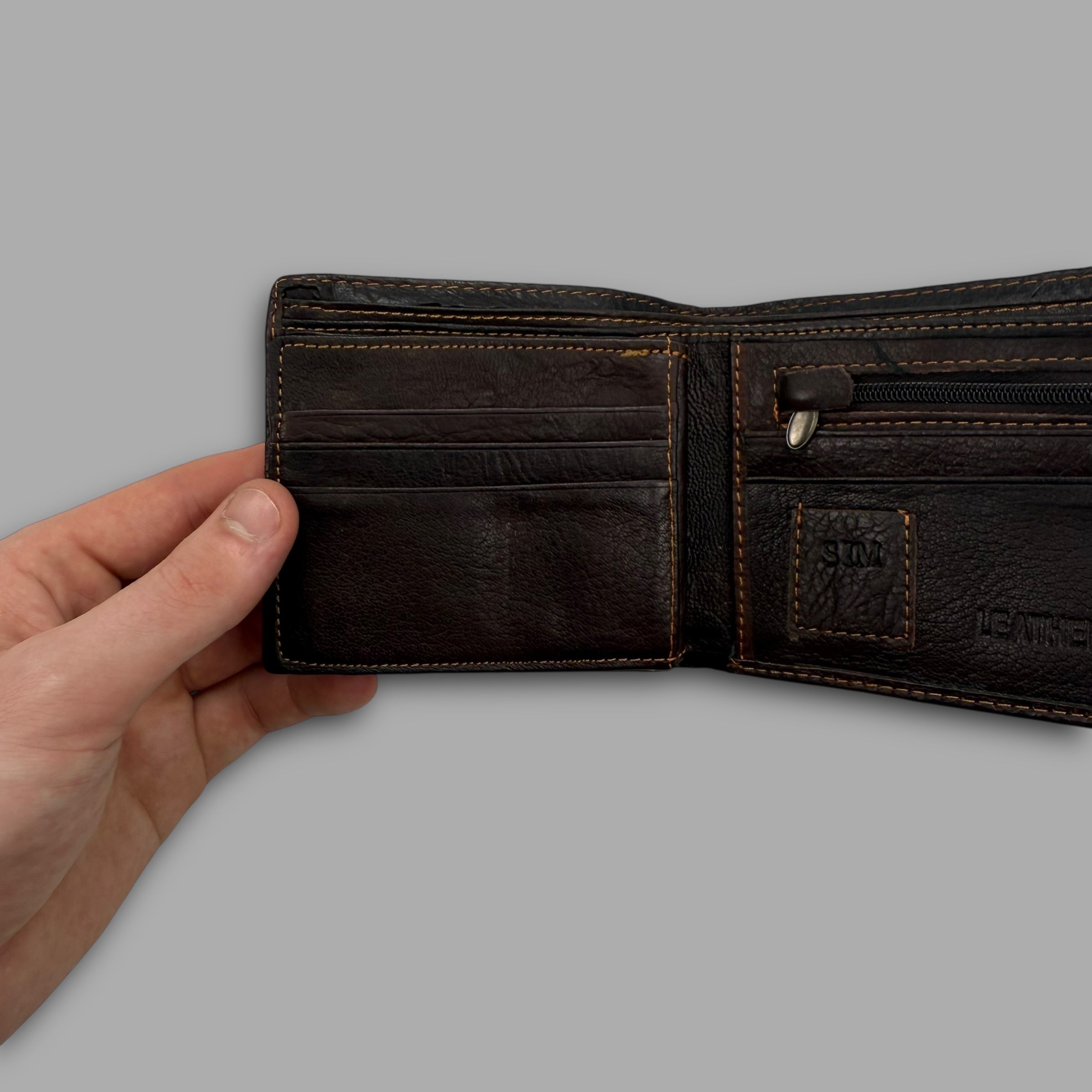 Giorgio Armani 2000's leather wallet (OS)