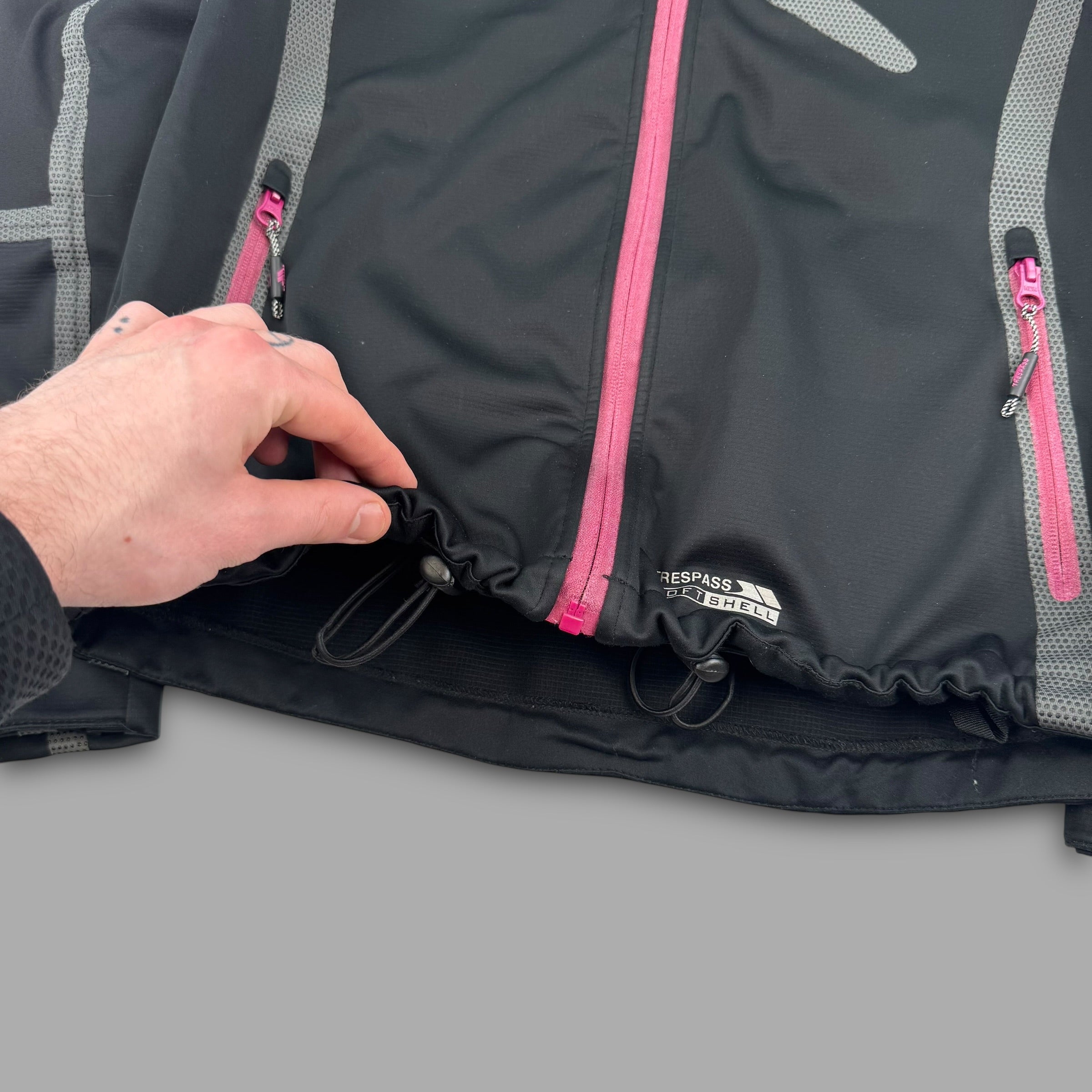 Trespass 2000's technical taped seams vented waterproof softshell jacket (L) wms
