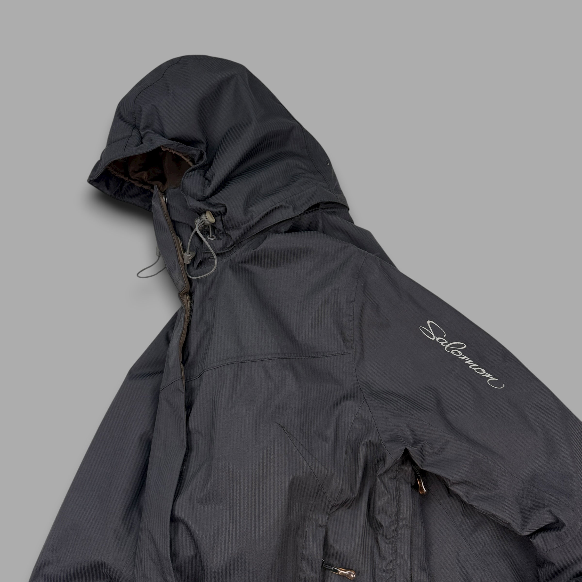 Salomon 2009 technical pinstripe multi-pocket vented ski jacket (XL) wms