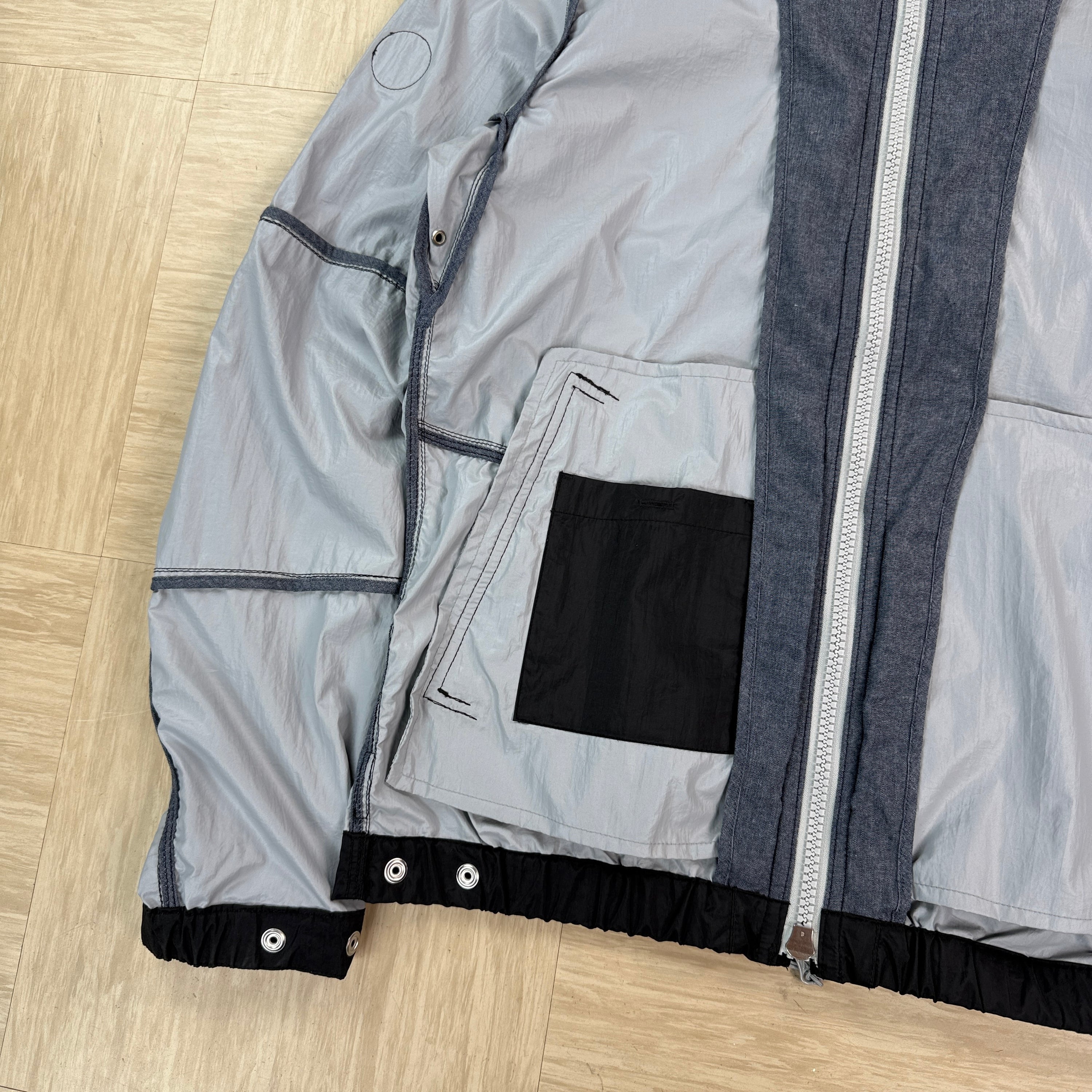 Armani jeans 2000's technical zip up nylon jacket (M)