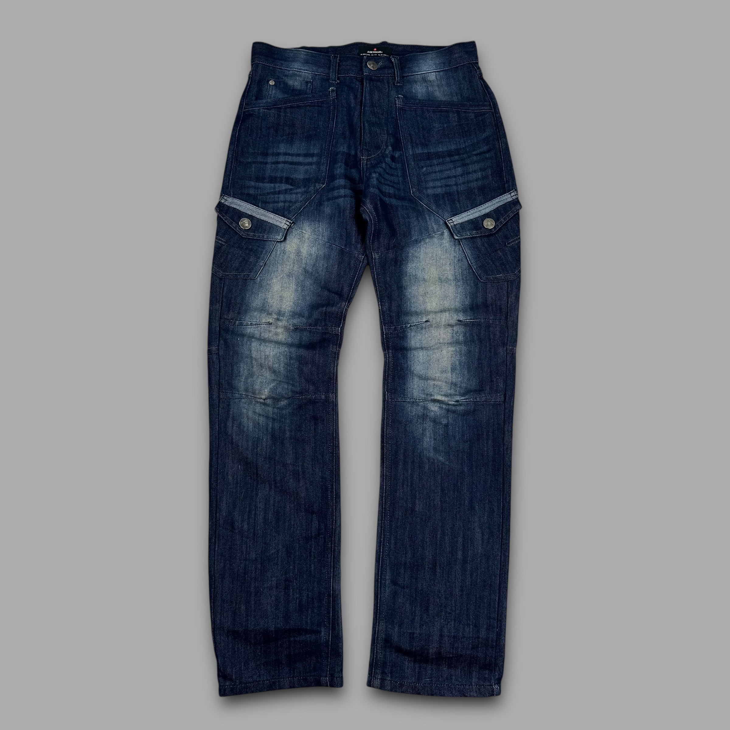 Airwalk 2000's dark faded relaxed fit denim cargo jeans (M-L)