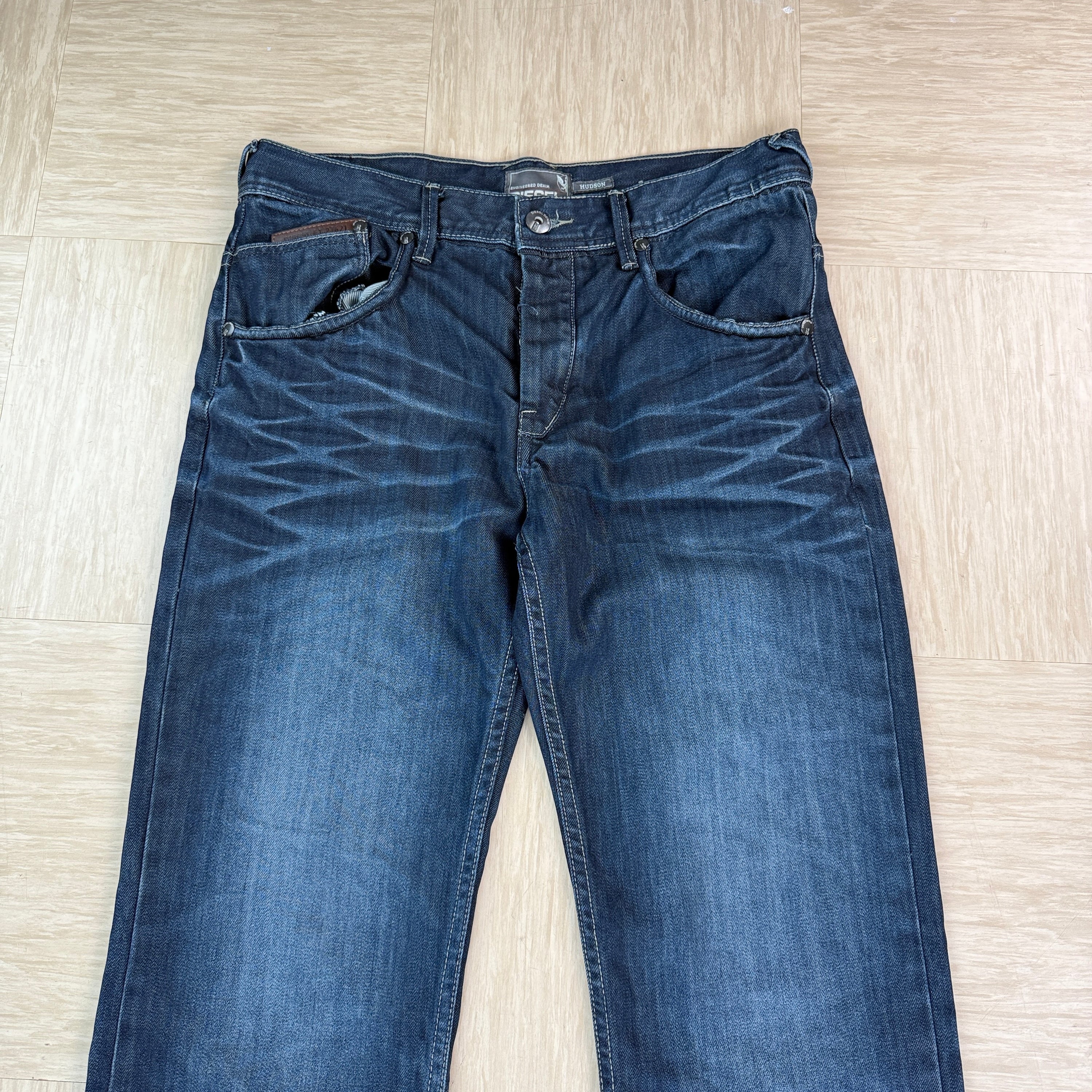 Diesel 1990's Hudson fit dark denim relaxed bootcut jeans (M)