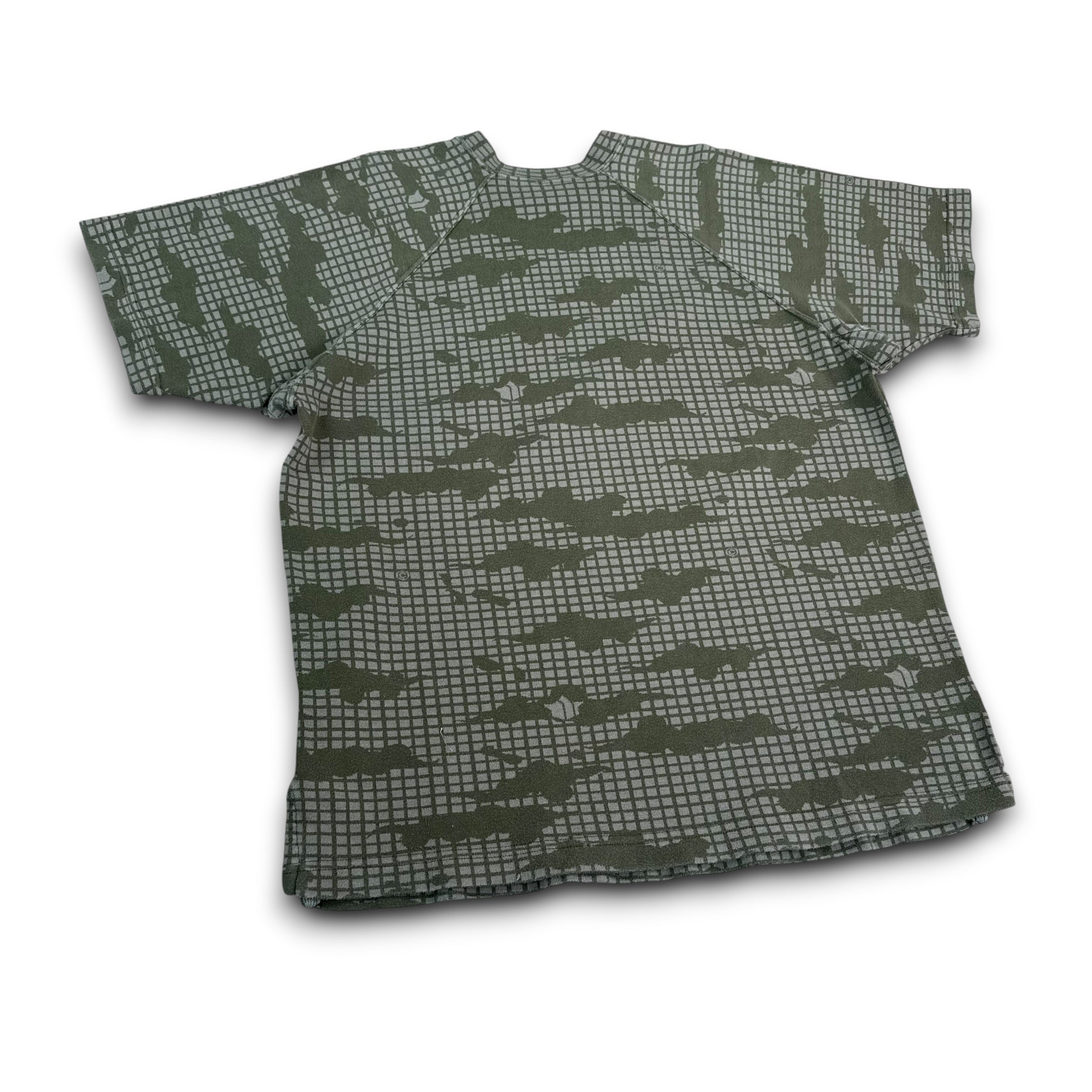 Maharishi 2000's jersey supremo camo print tee (M)