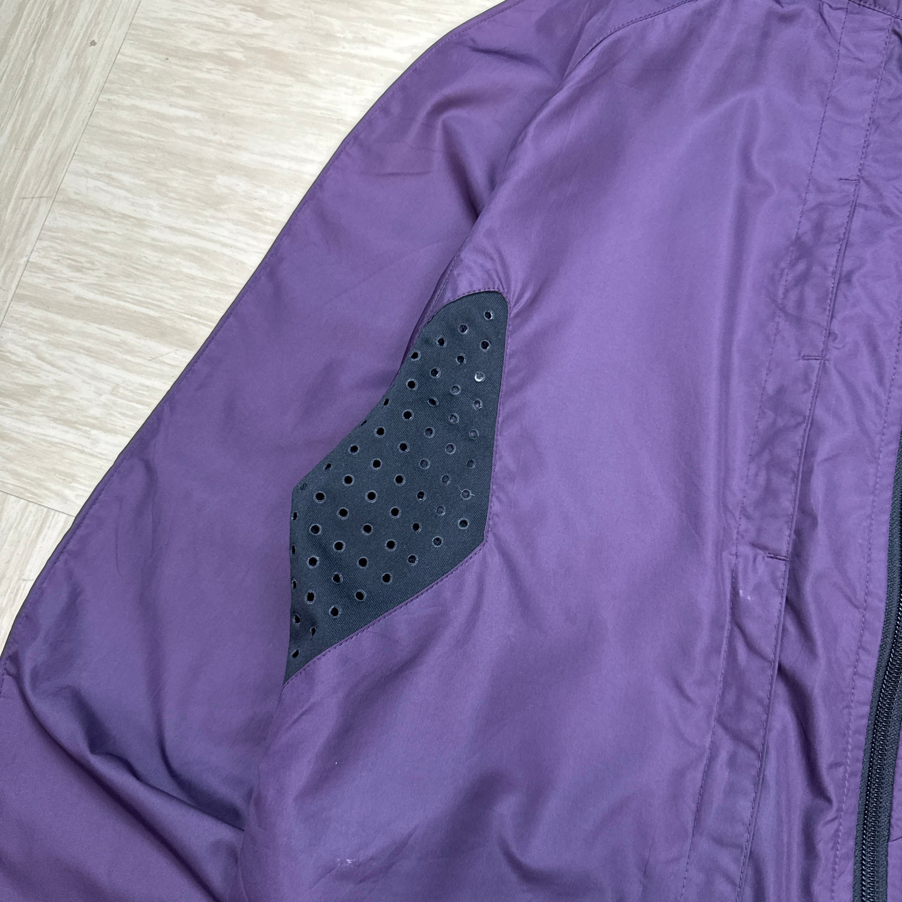 Nike 2000's technical butterfly hidden pocket track jacket (S)