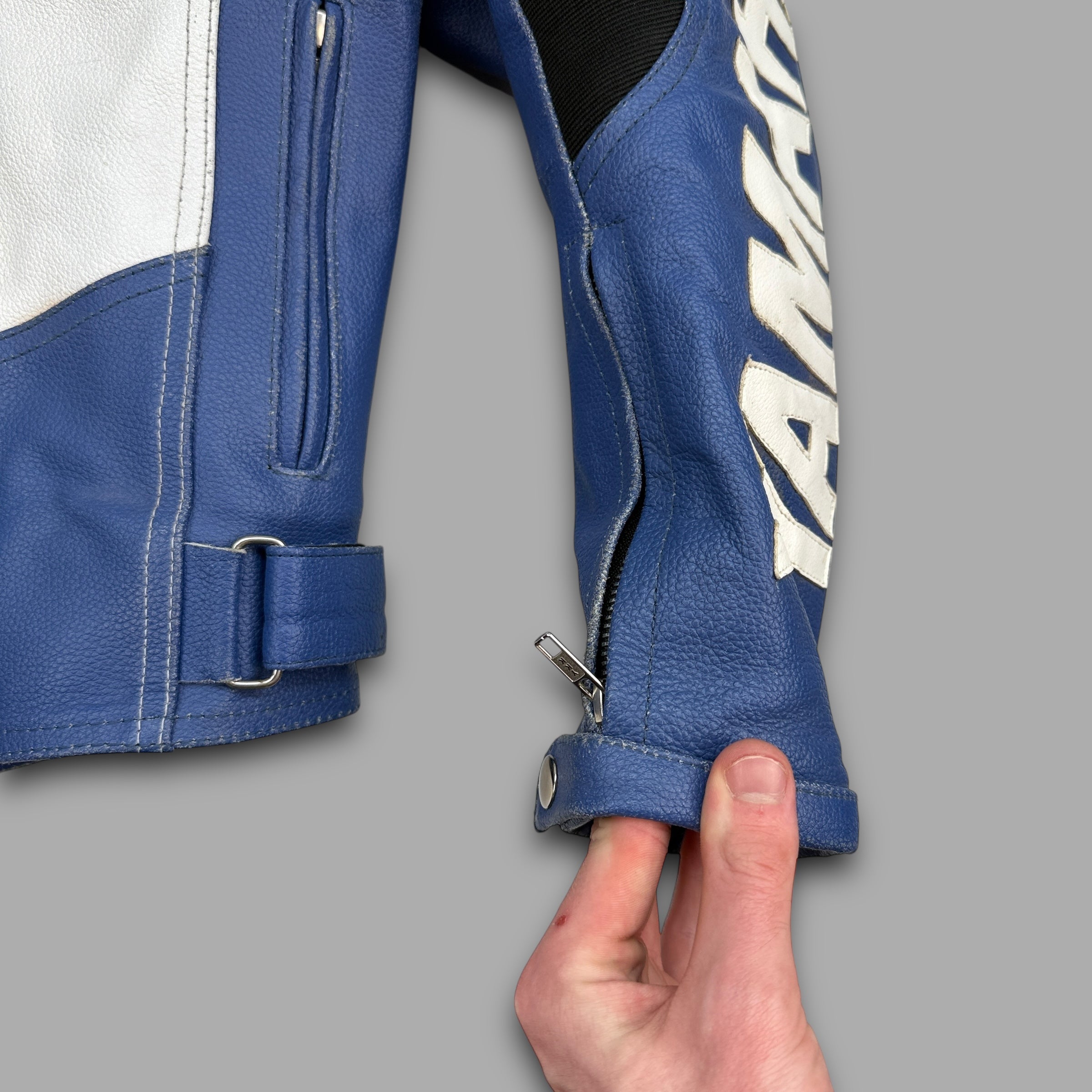 Yamaha 2000's leather padded full-zip biker racing jacket (M-L)