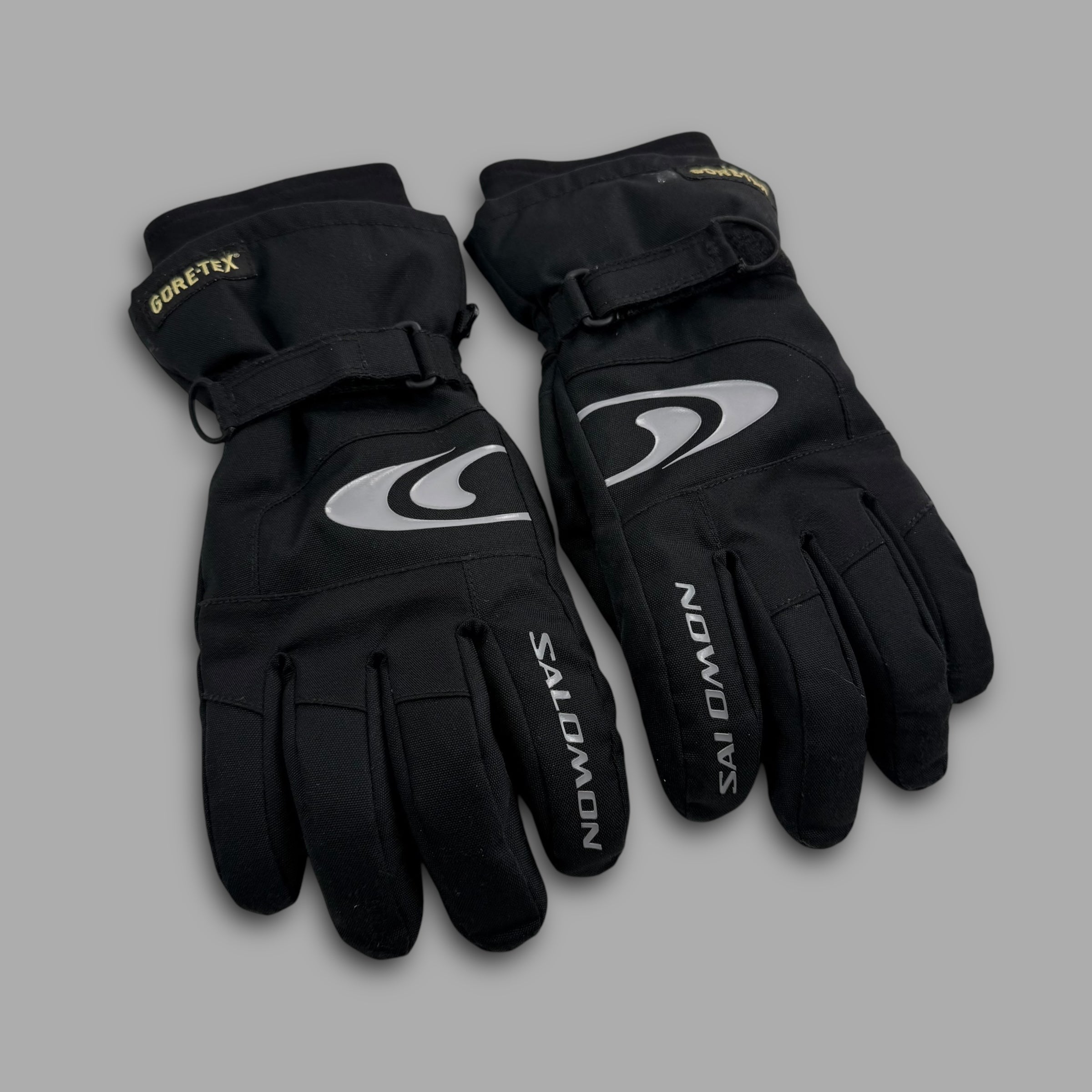 Salomon 2000's gore-tex ski gloves (M-L)