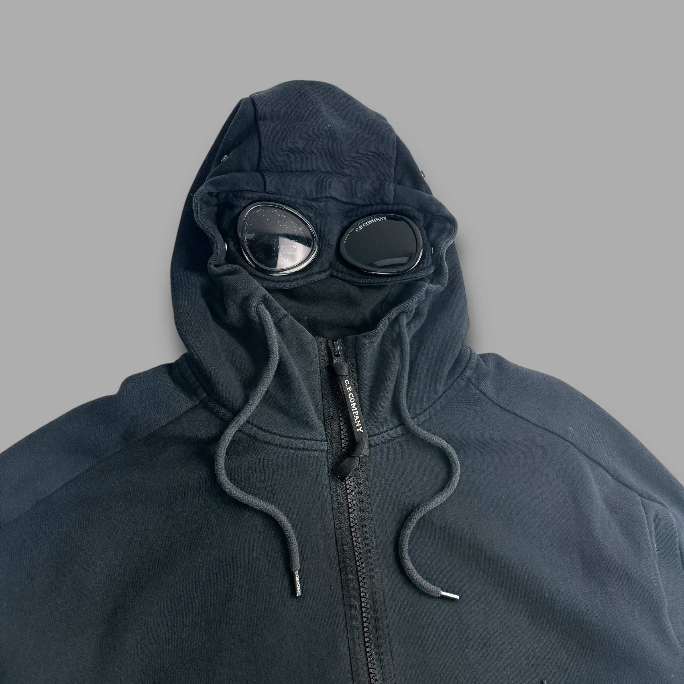 CP Company goggle hoodie (M)