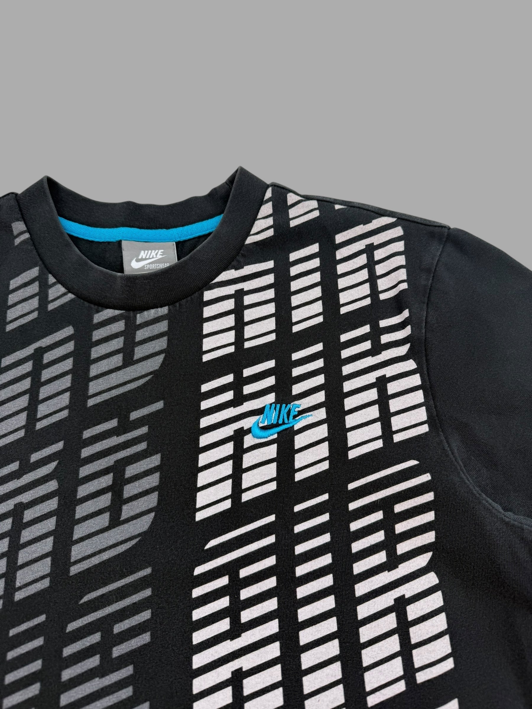 Nike air 2000's graphic monogram tee (S)