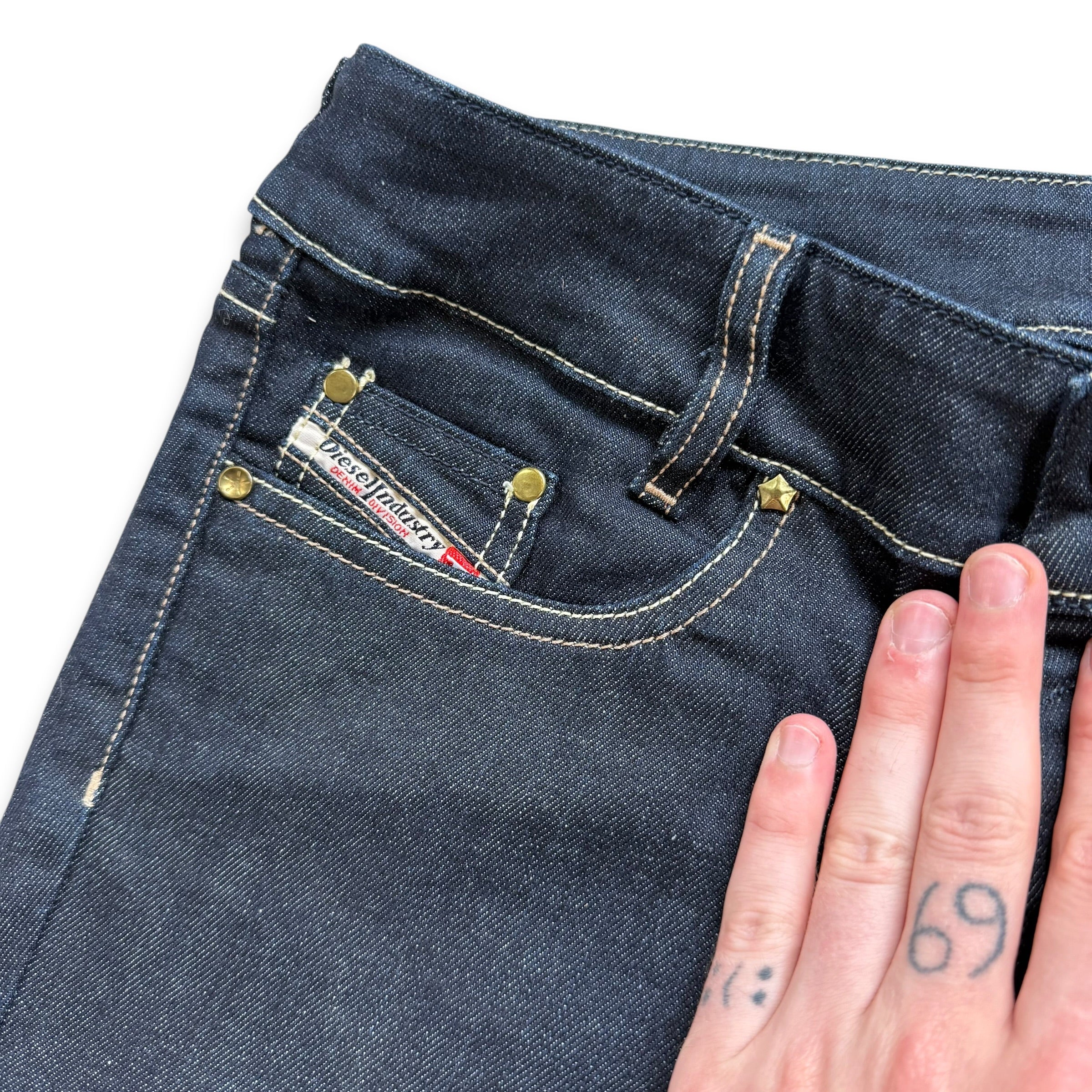 Diesel louvely 2000's dark denim fitted flare jeans (S-M)