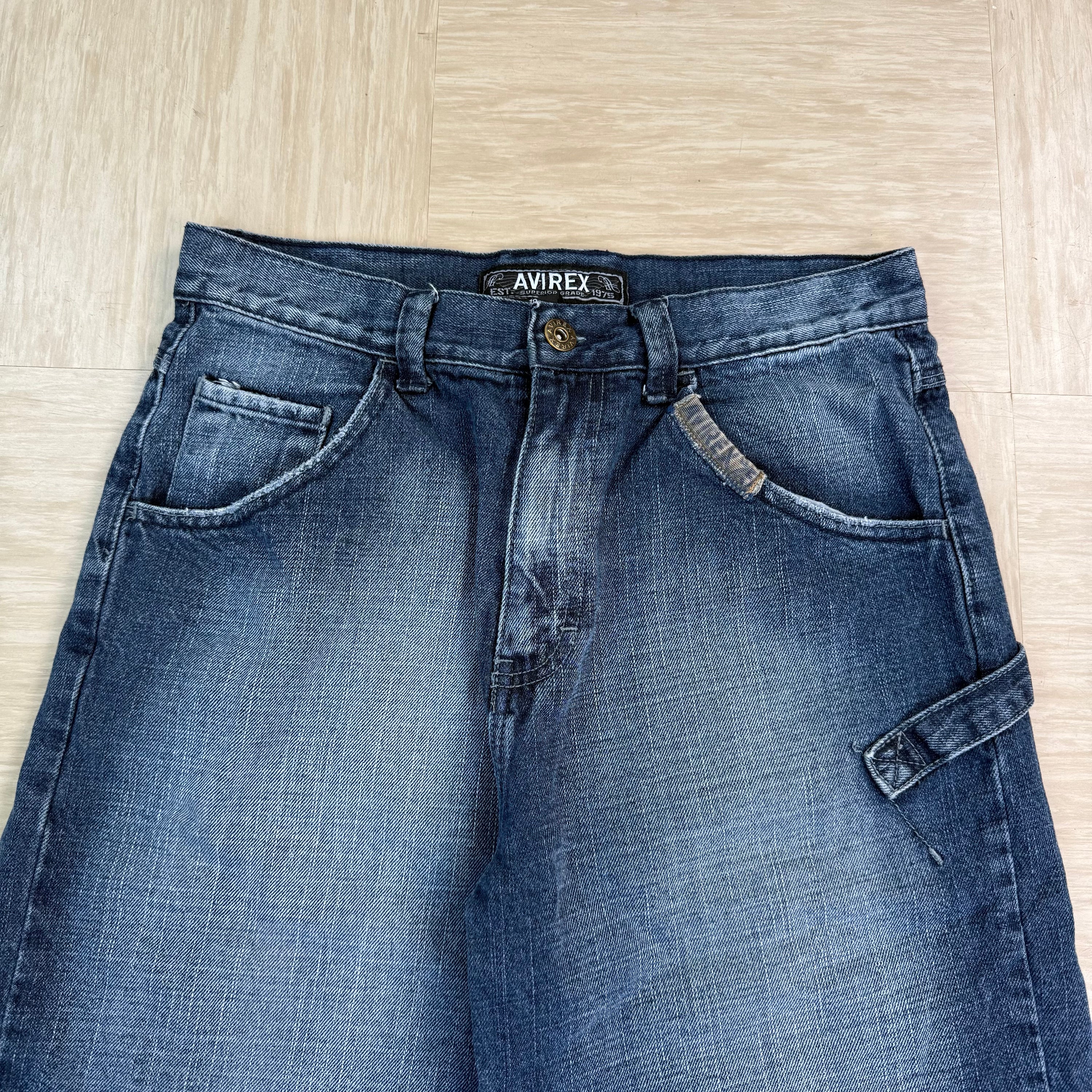 Avirex 2000's baggy denim jean shorts (S)