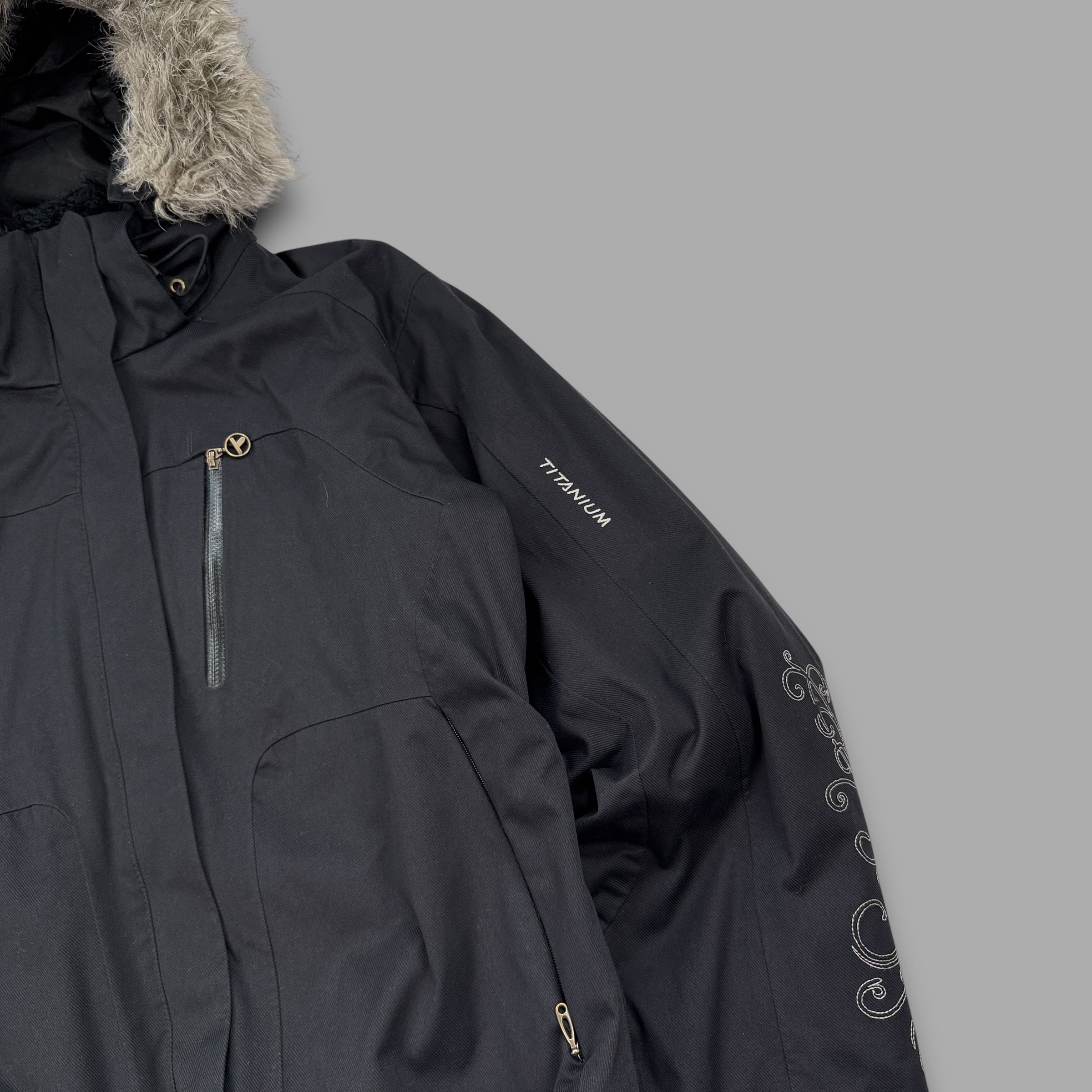 Columbia titanium 2000's technical fur hood waterproof shell jacket (M) wms