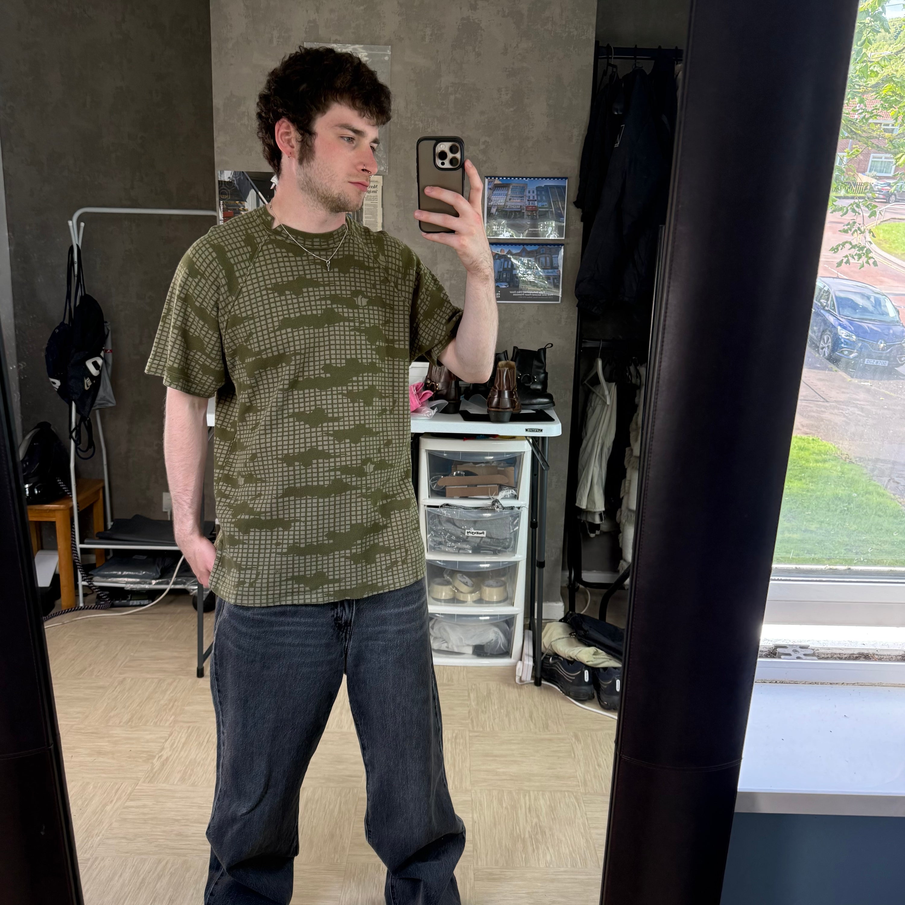 Maharishi 2000's jersey supremo camo print tee (M)