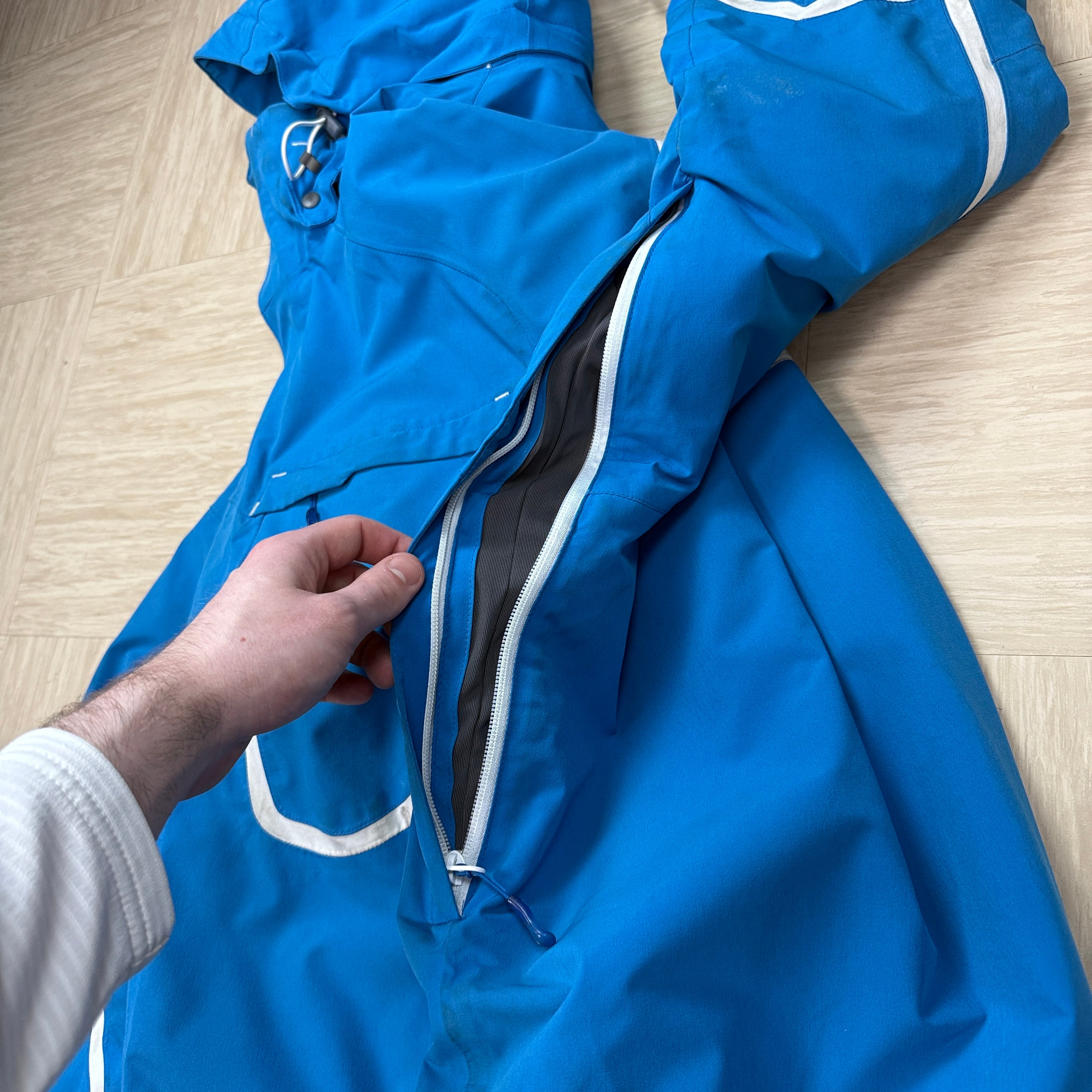 Salomon 2011 technical clima pro storm softshell ski jacket (L)