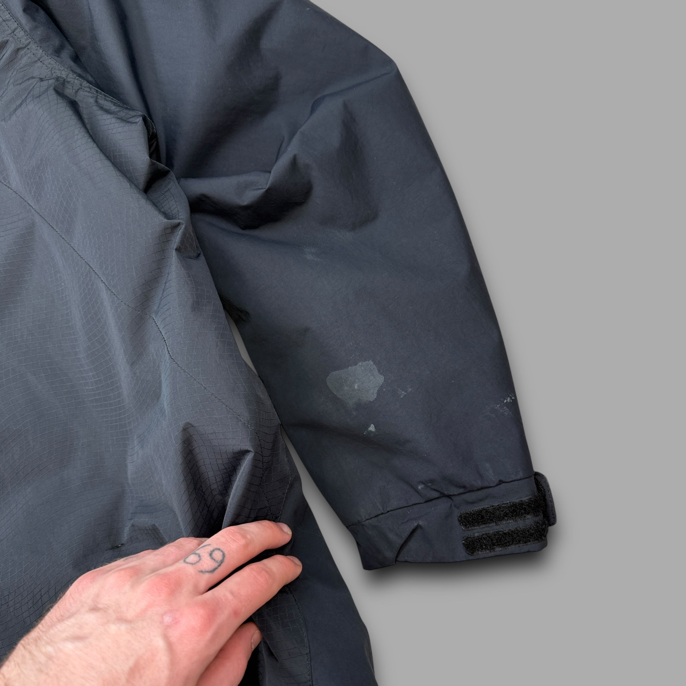 Oakley road fuel 2005 technical vented ski jacket (L)