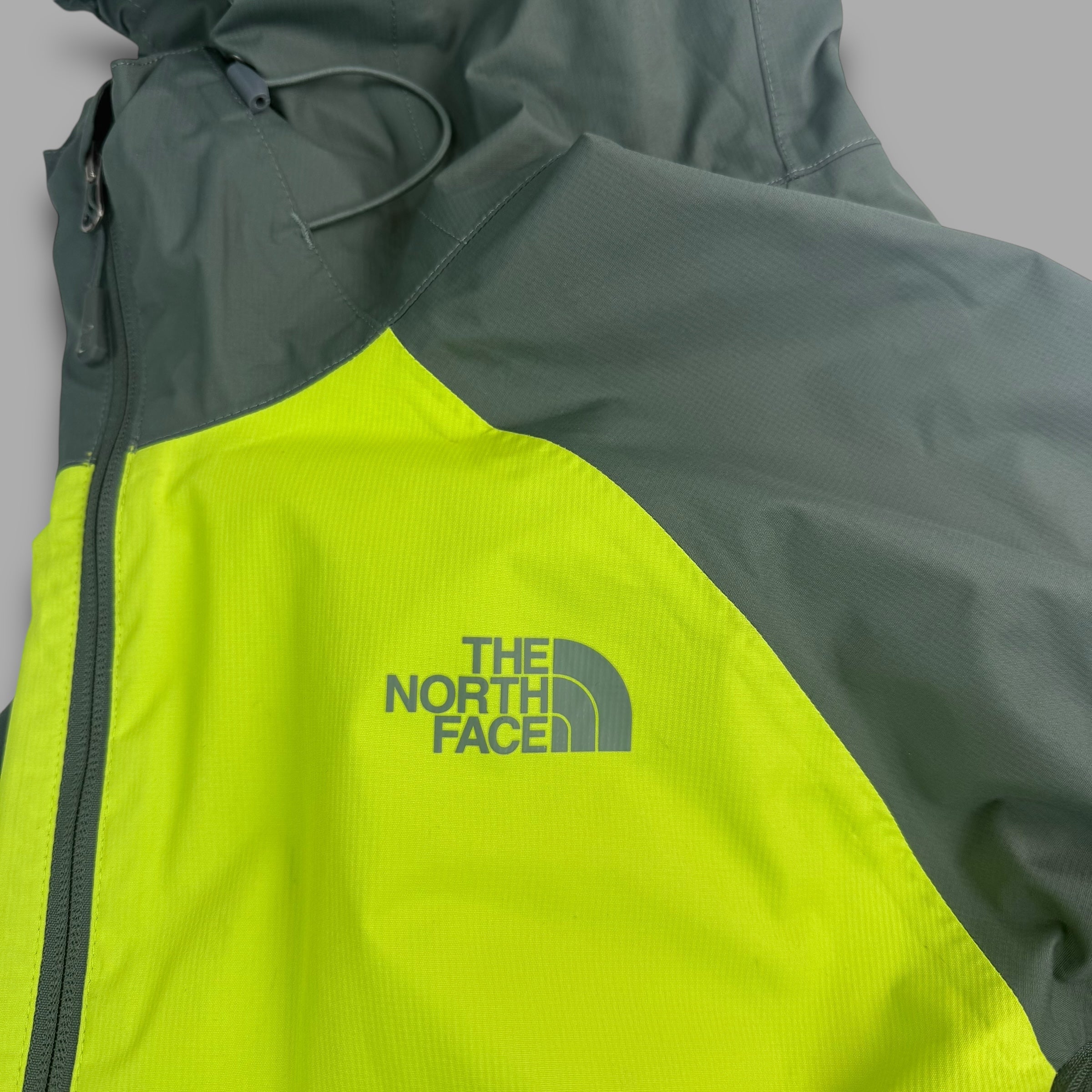 The north face 2016 technical dryvent ninja shell jacket (M)