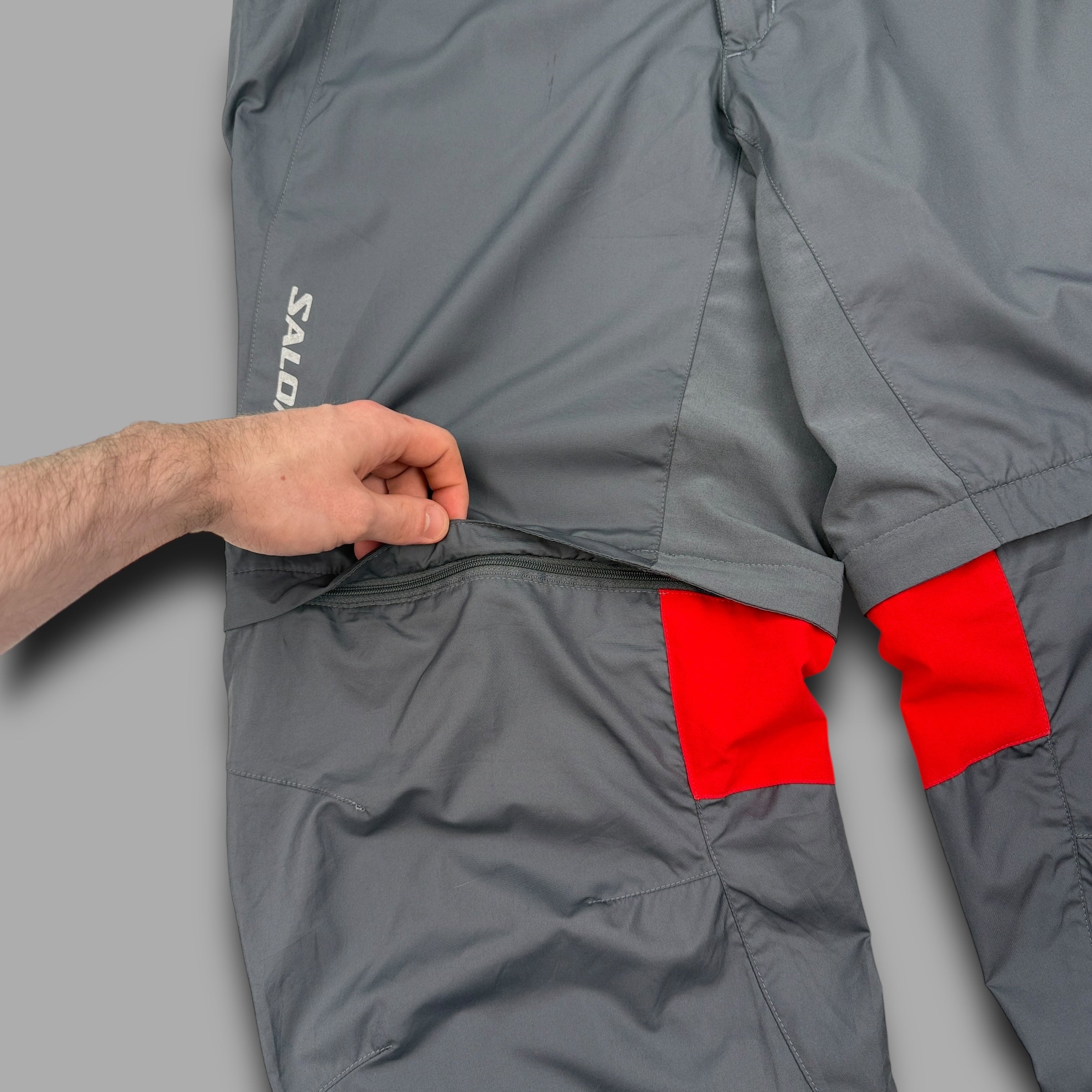 Salomon 2006 technical baggy walking / hiking track bottoms (M)