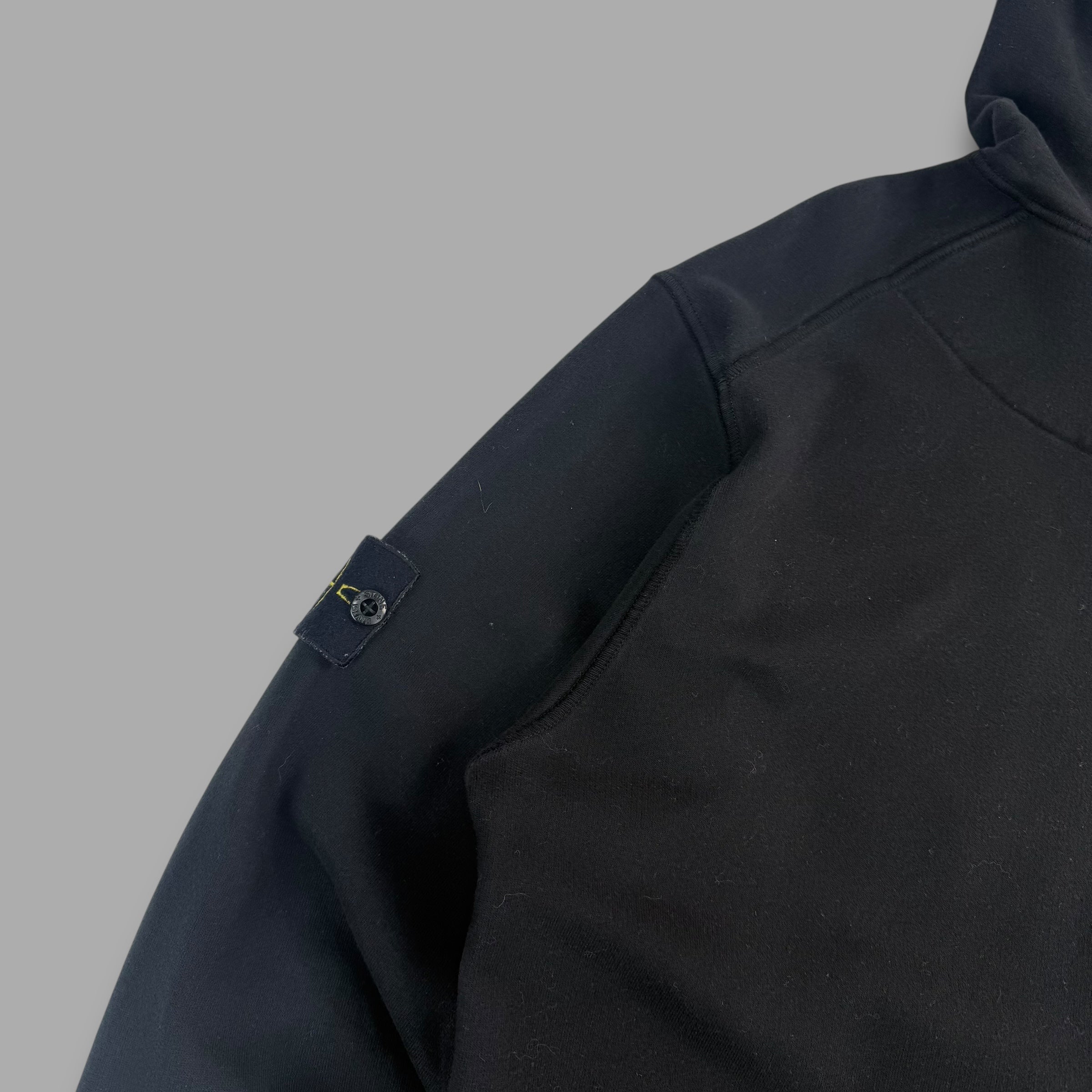 Stone island zip up hoodie (L)